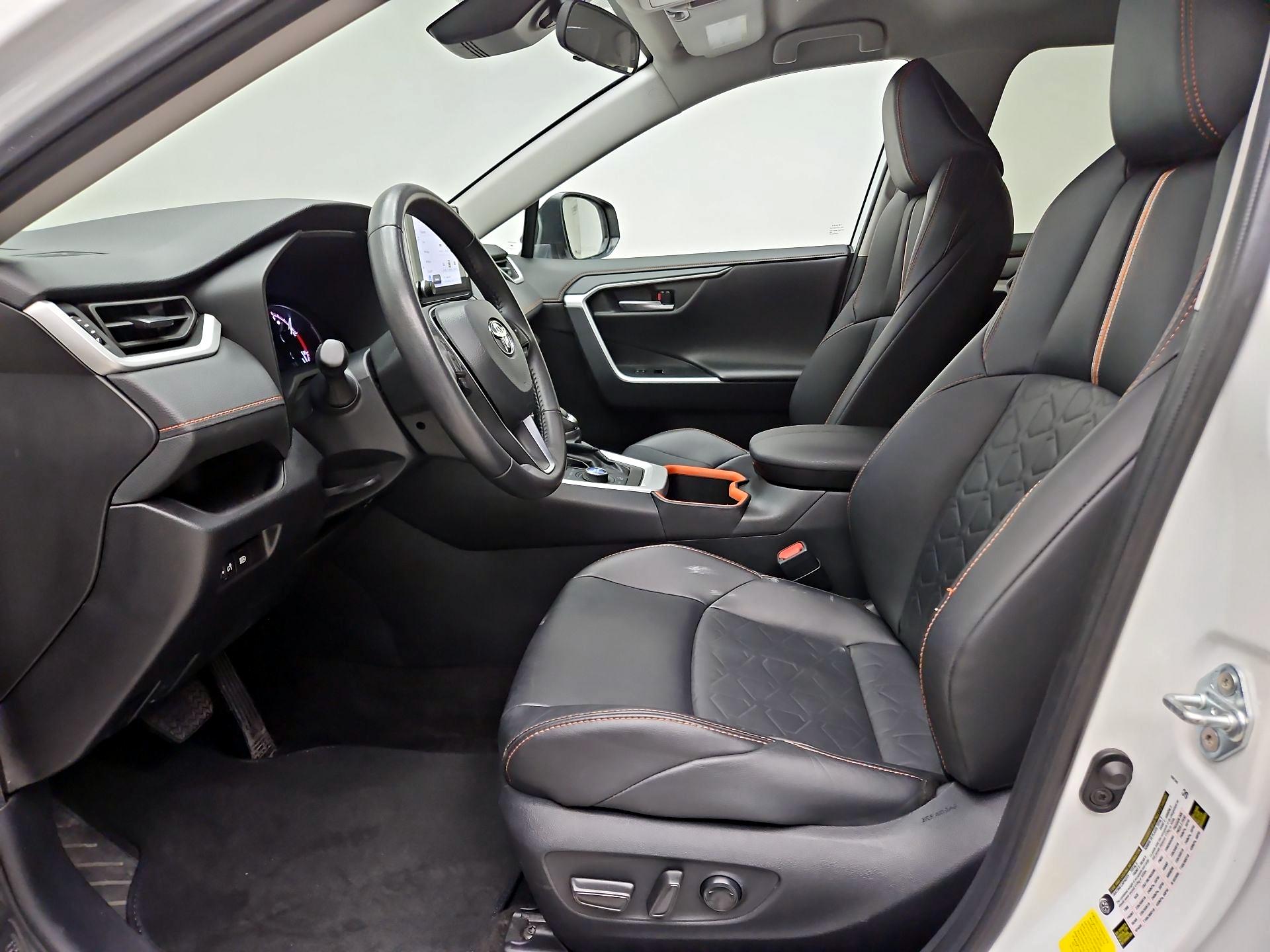 Thumbnail: 2024 Toyota RAV4 - 11