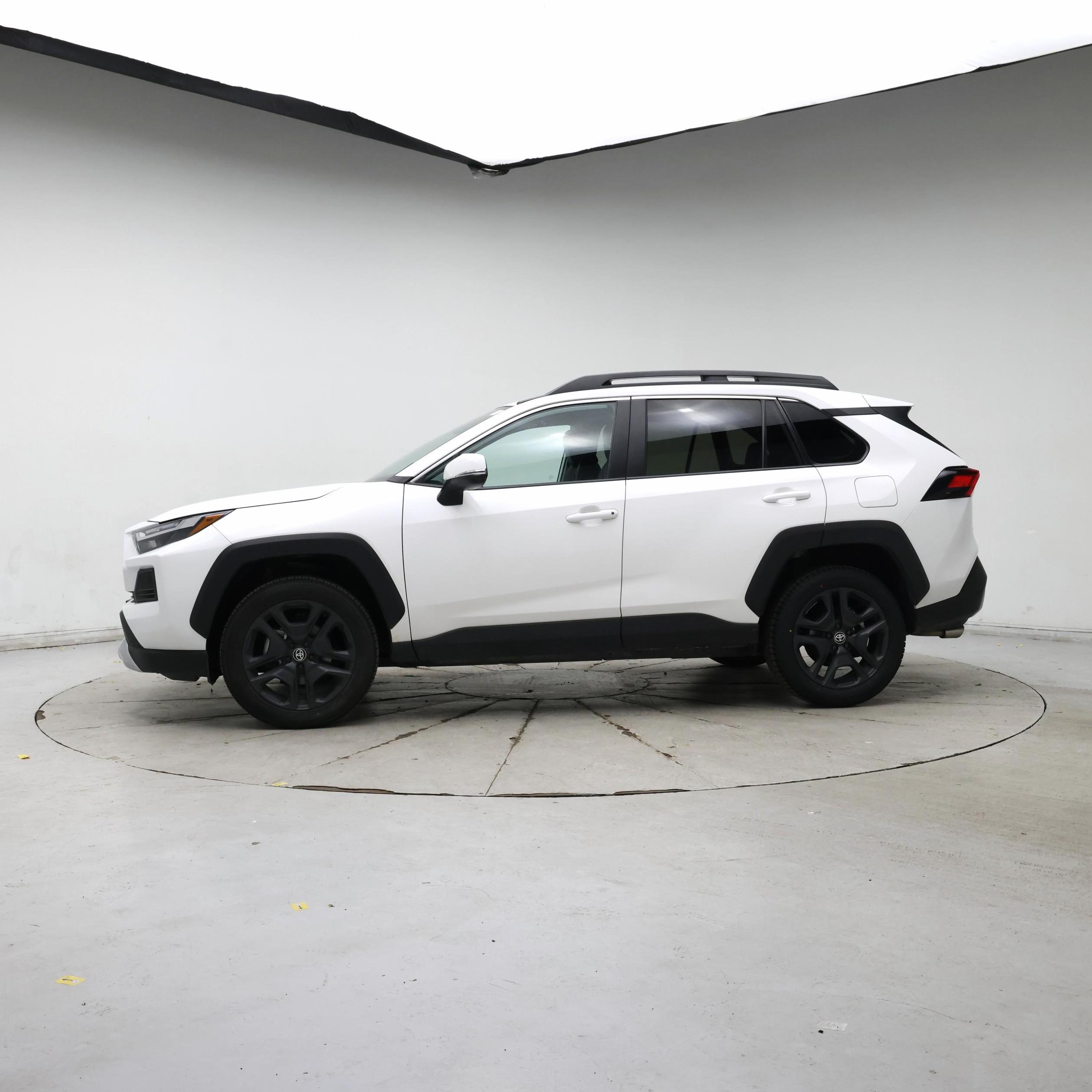 Thumbnail: 2024 Toyota RAV4 - 3