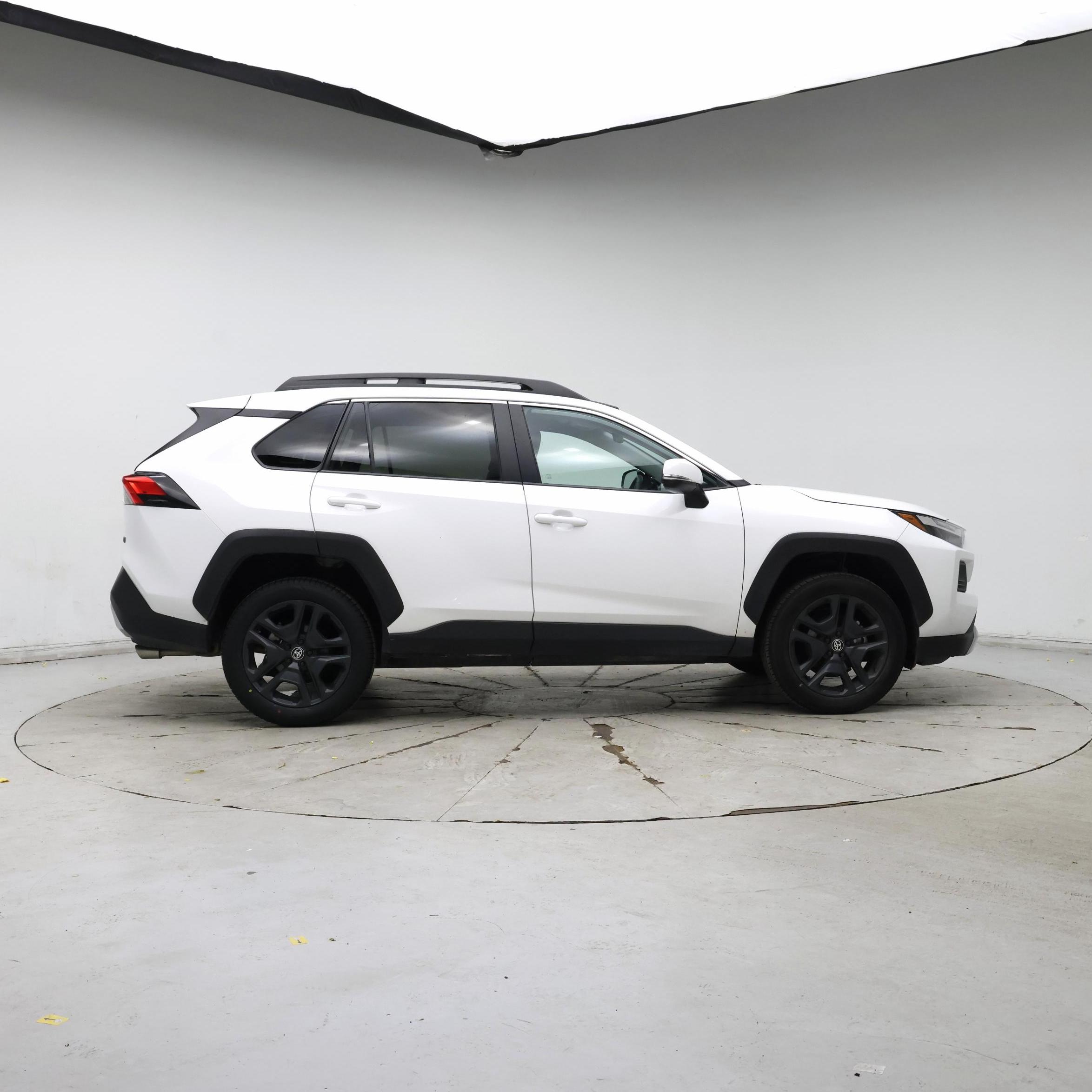 Thumbnail: 2024 Toyota RAV4 - 7