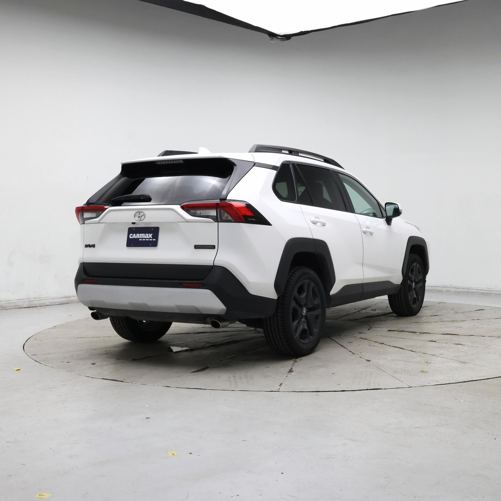 Thumbnail: 2024 Toyota RAV4 - 8