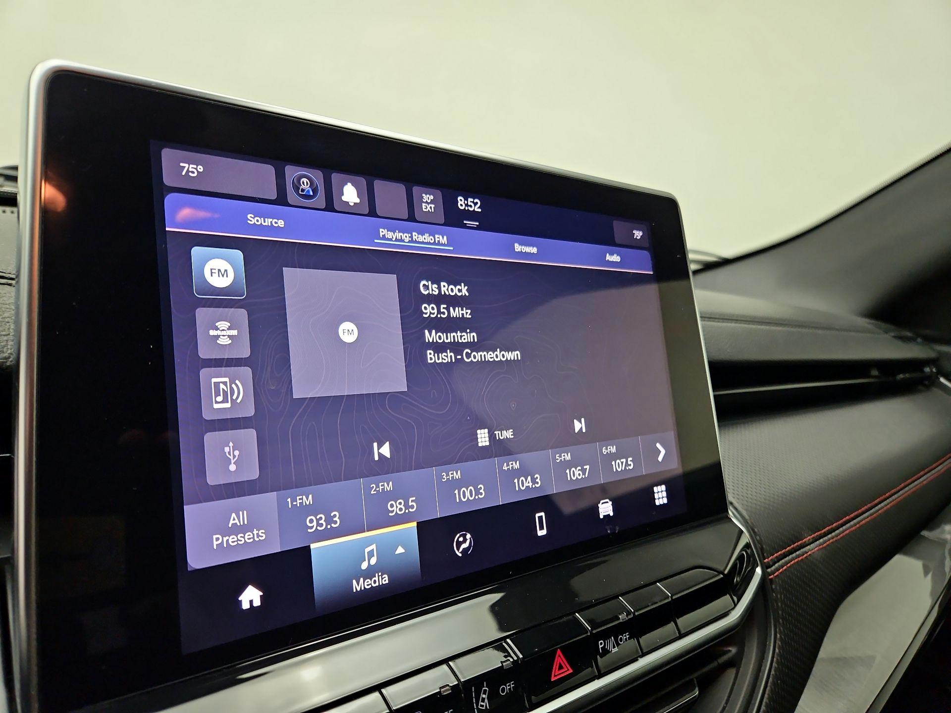 Thumbnail: 2023 Jeep Compass - 15