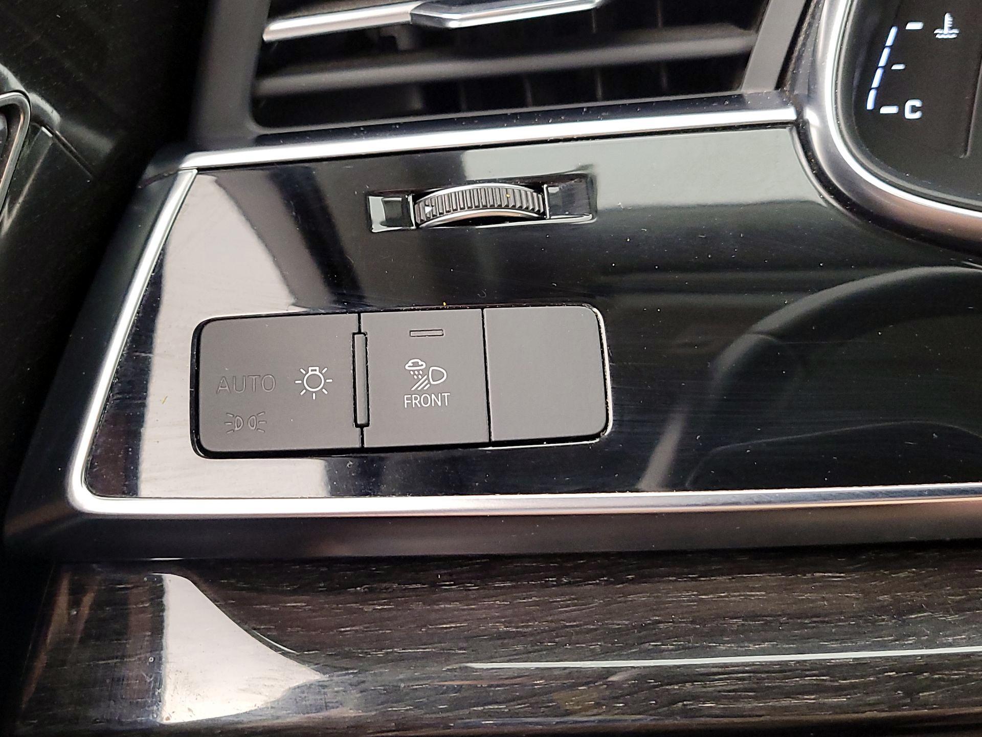 Thumbnail: 2024 Audi Q7 - 13