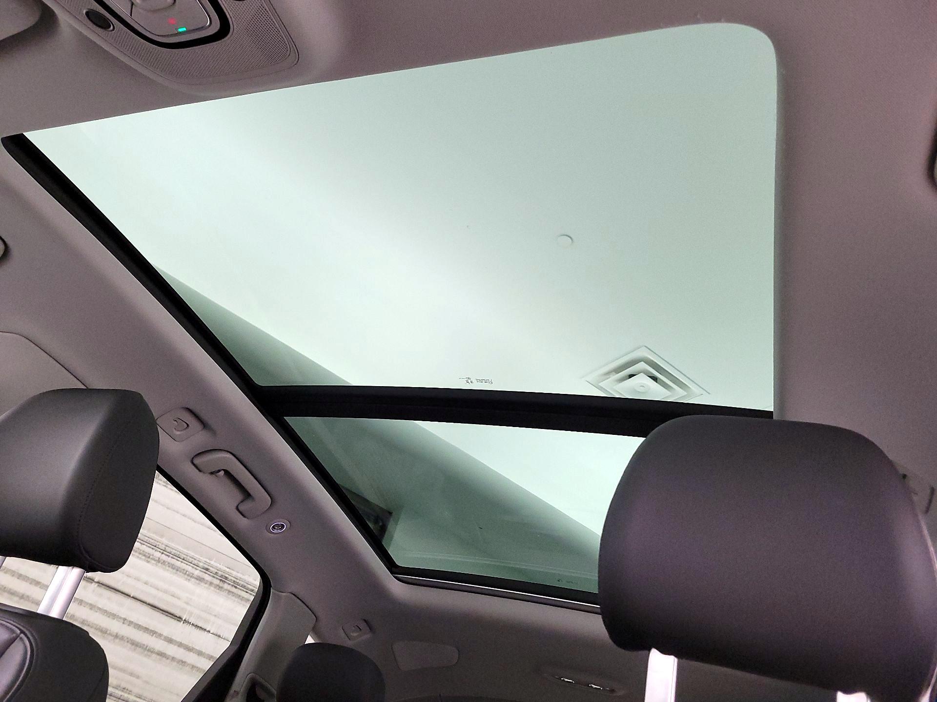 Thumbnail: 2024 Audi Q7 - 20