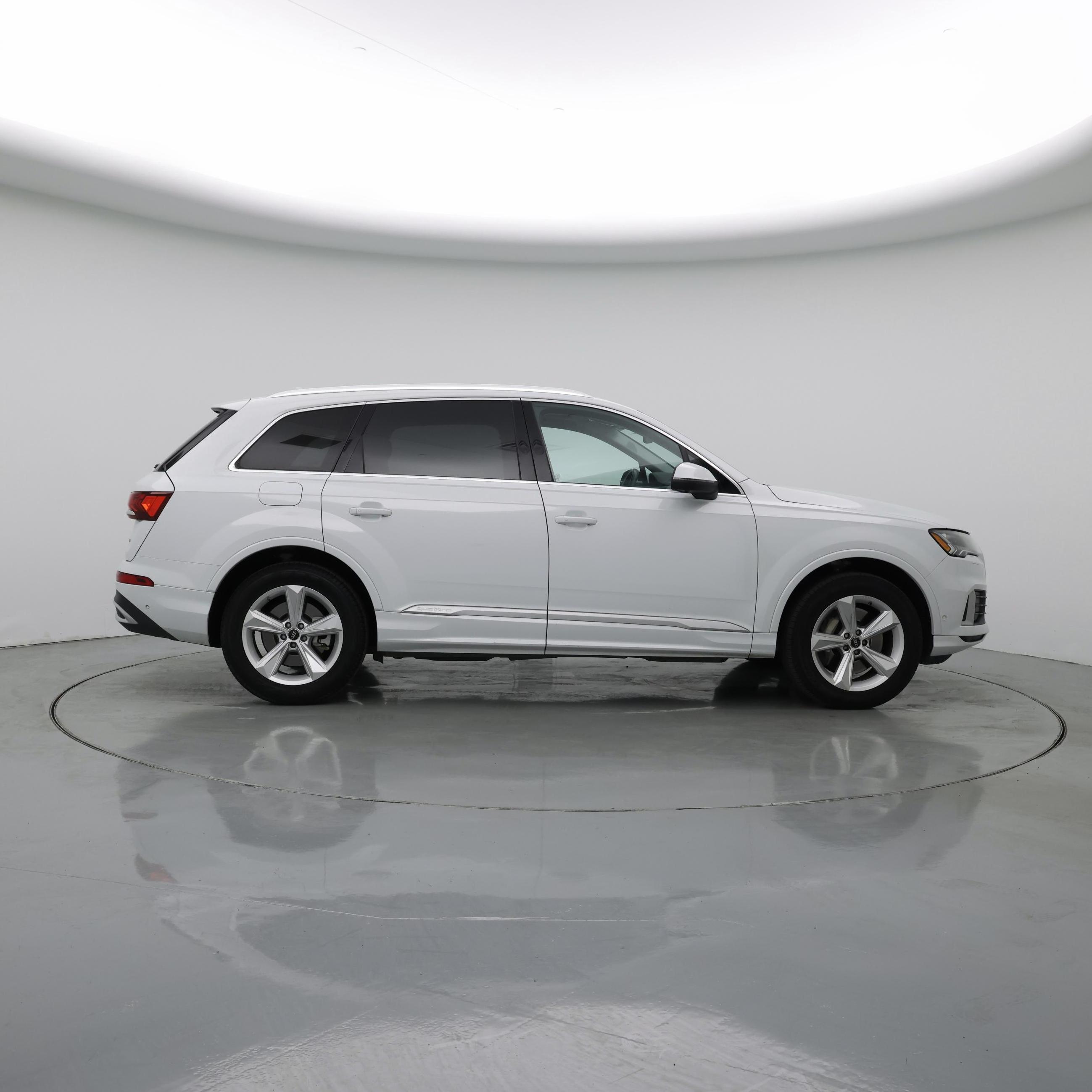 Thumbnail: 2024 Audi Q7 - 7