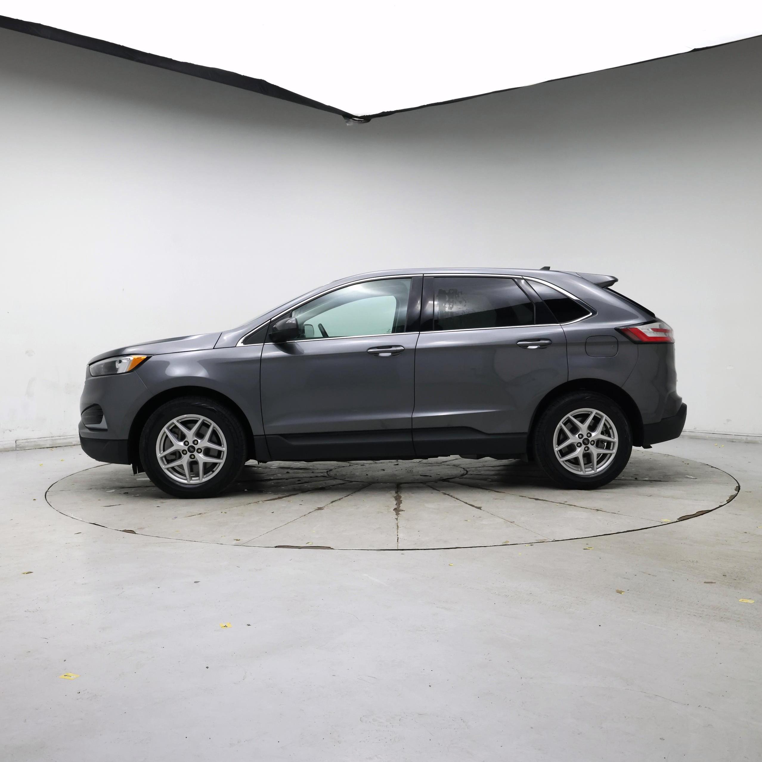 Thumbnail: 2024 Ford Edge - 3