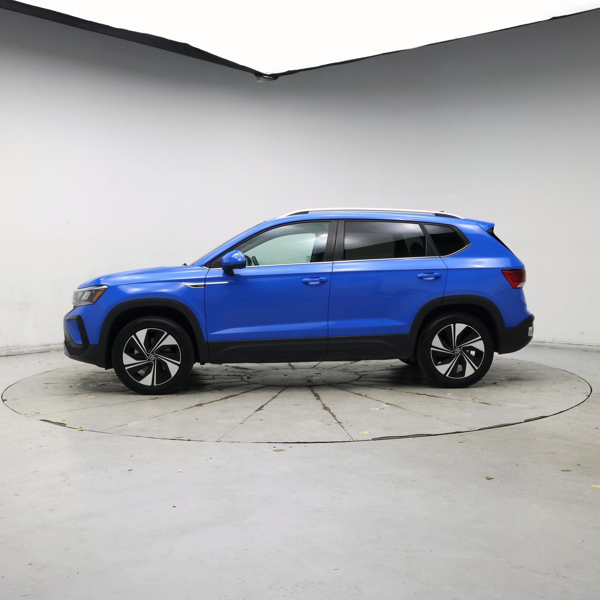 Thumbnail: 2024 Volkswagen Taos - 3