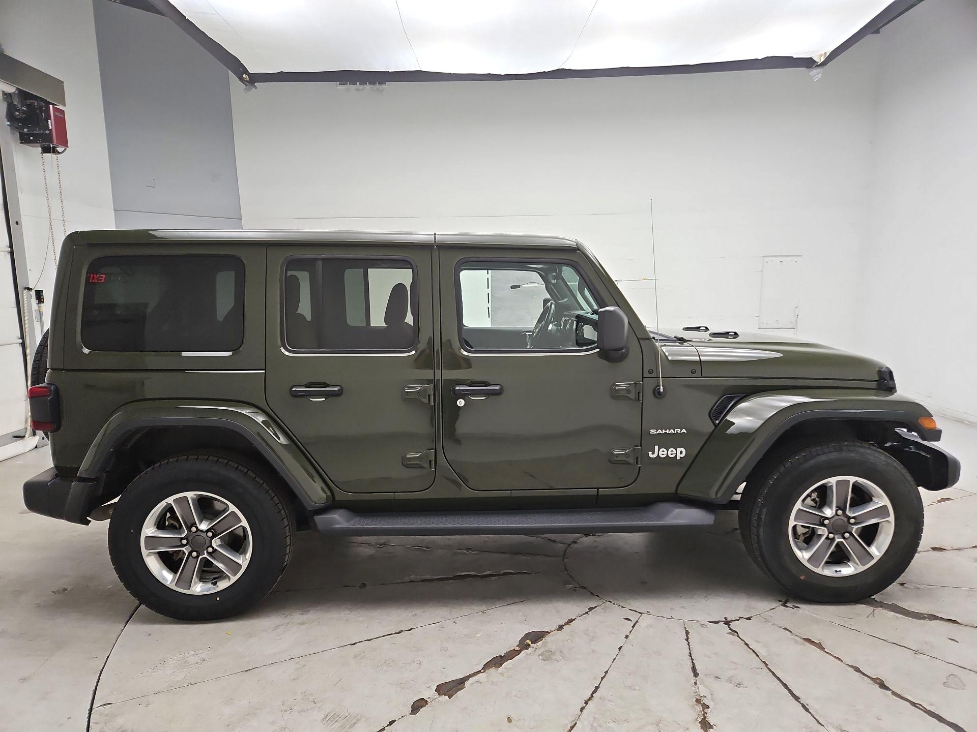 Thumbnail: 2022 Jeep Wrangler - 4