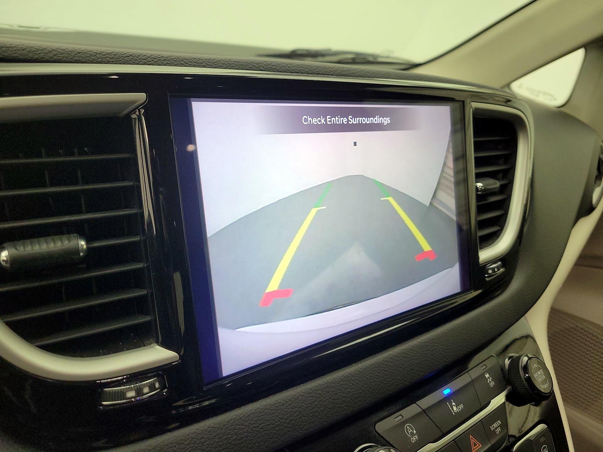 Thumbnail: 2022 Chrysler Pacifica - 14