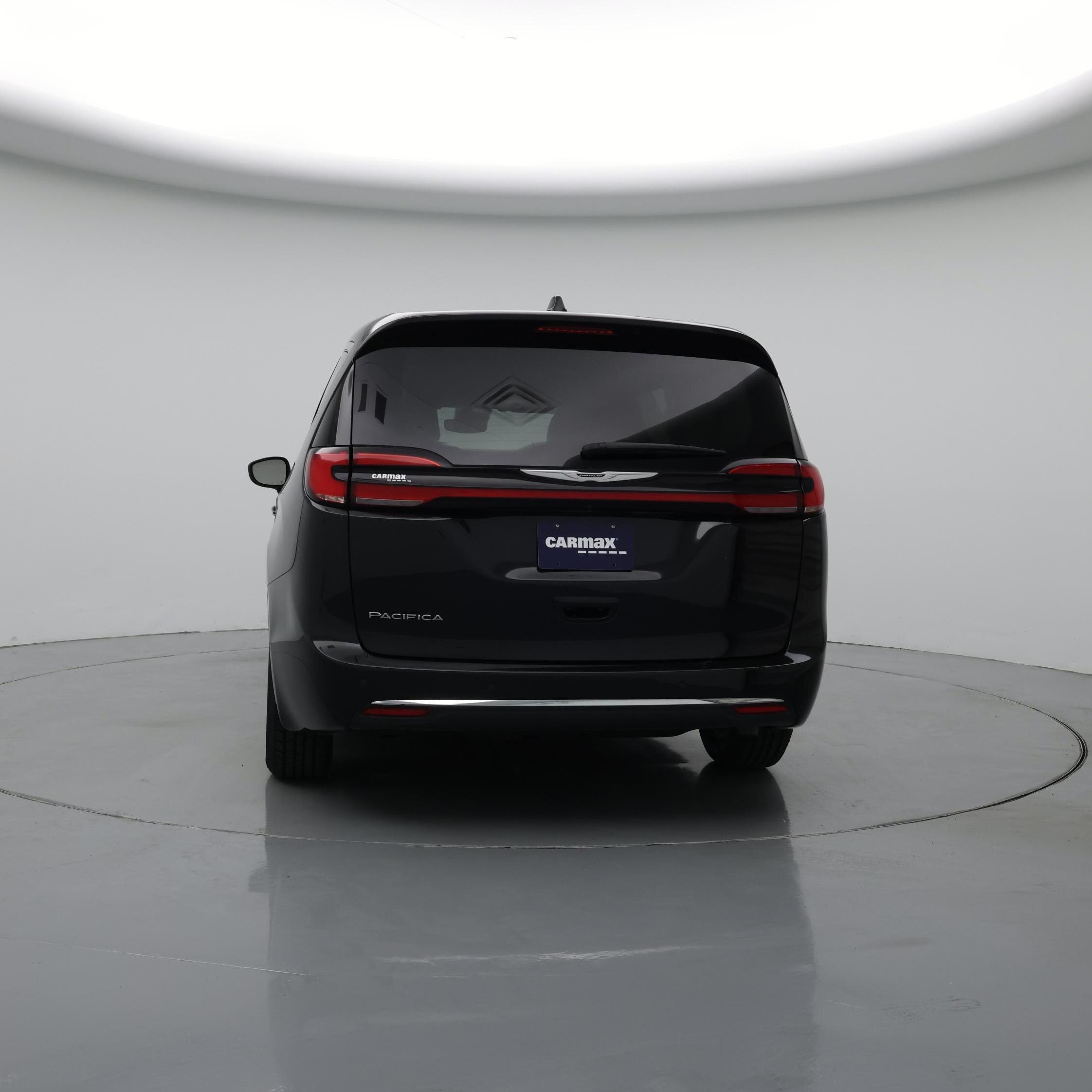 Thumbnail: 2023 Chrysler Pacifica - 6