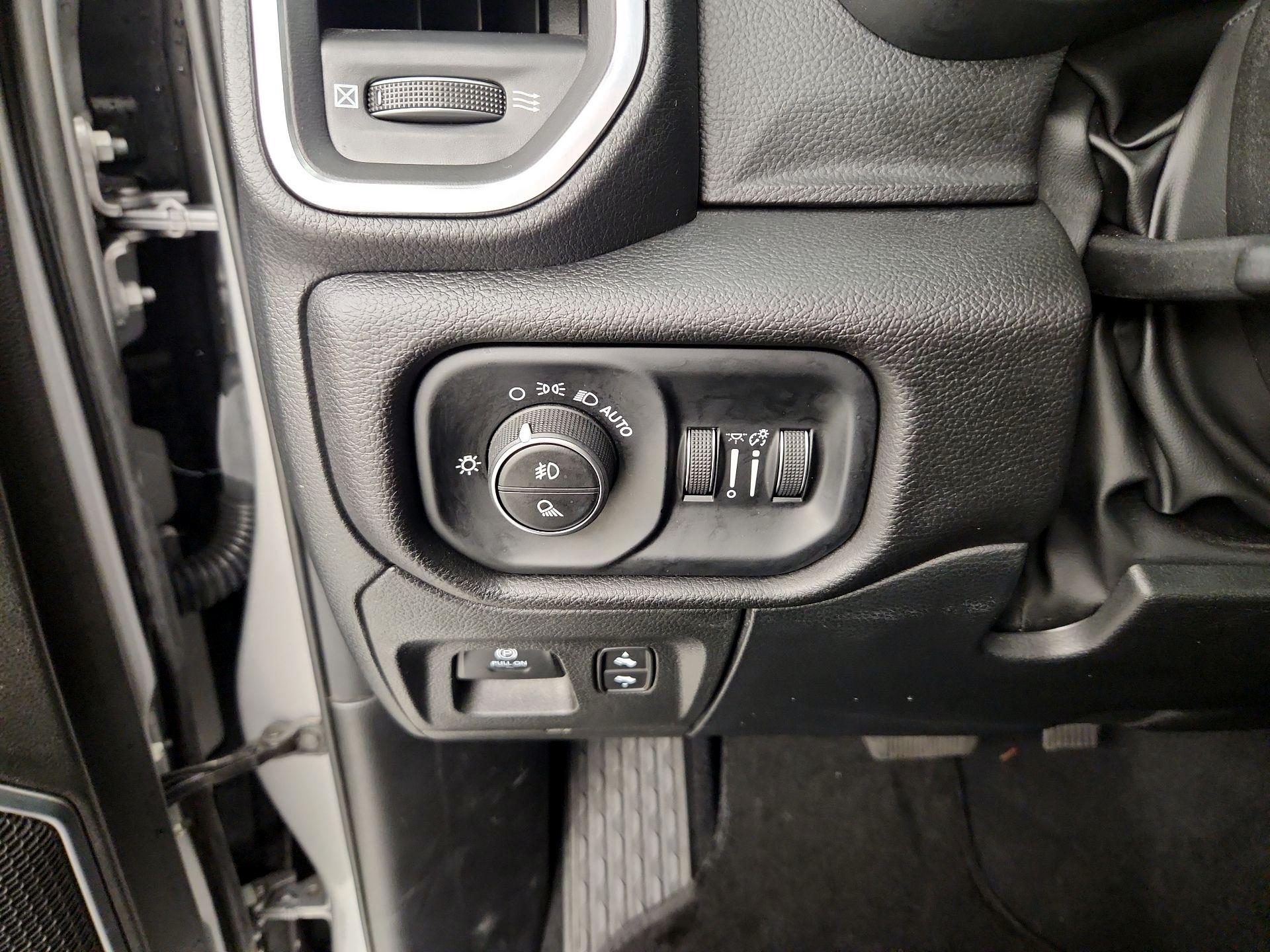 Thumbnail: 2025 RAM 1500 - 13