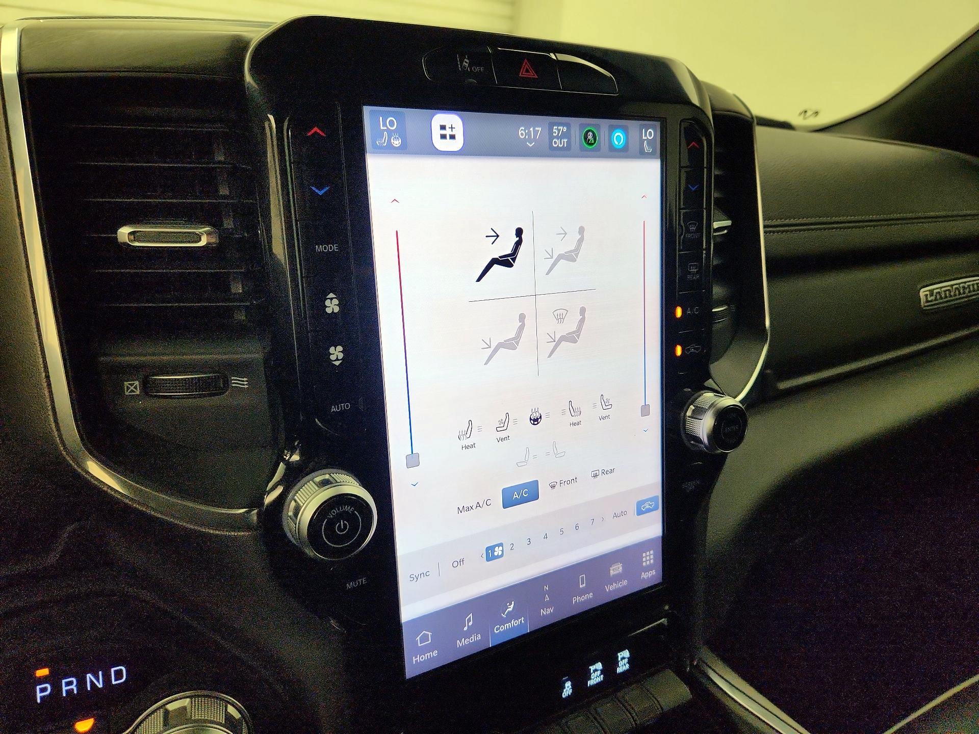 Thumbnail: 2025 RAM 1500 - 17