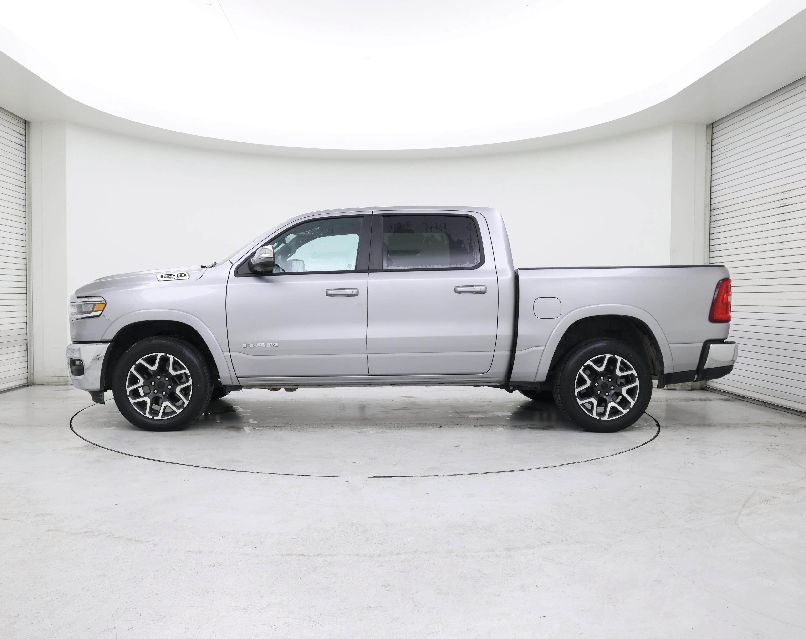 Thumbnail: 2025 RAM 1500 - 3