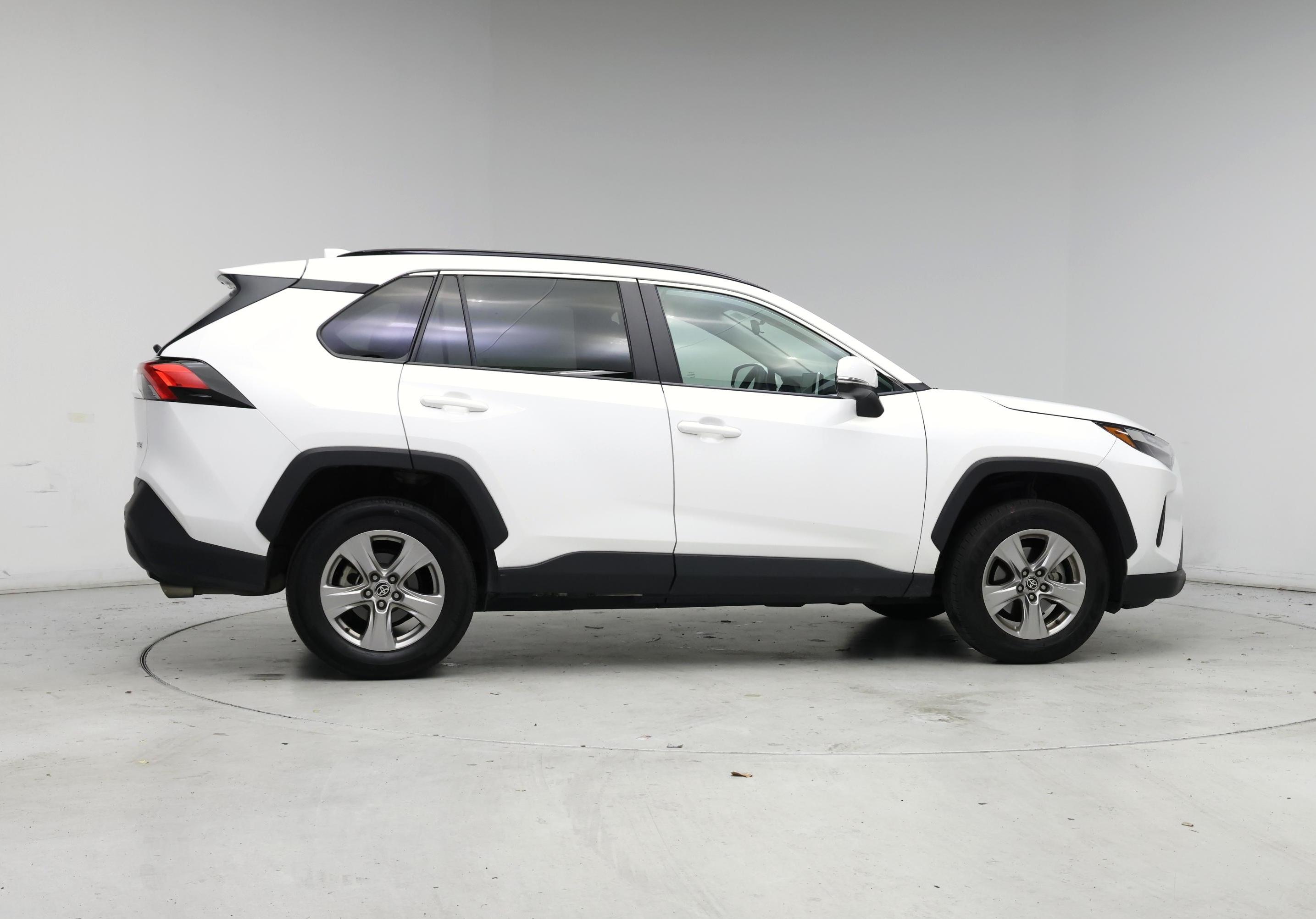 Thumbnail: 2023 Toyota RAV4 - 7