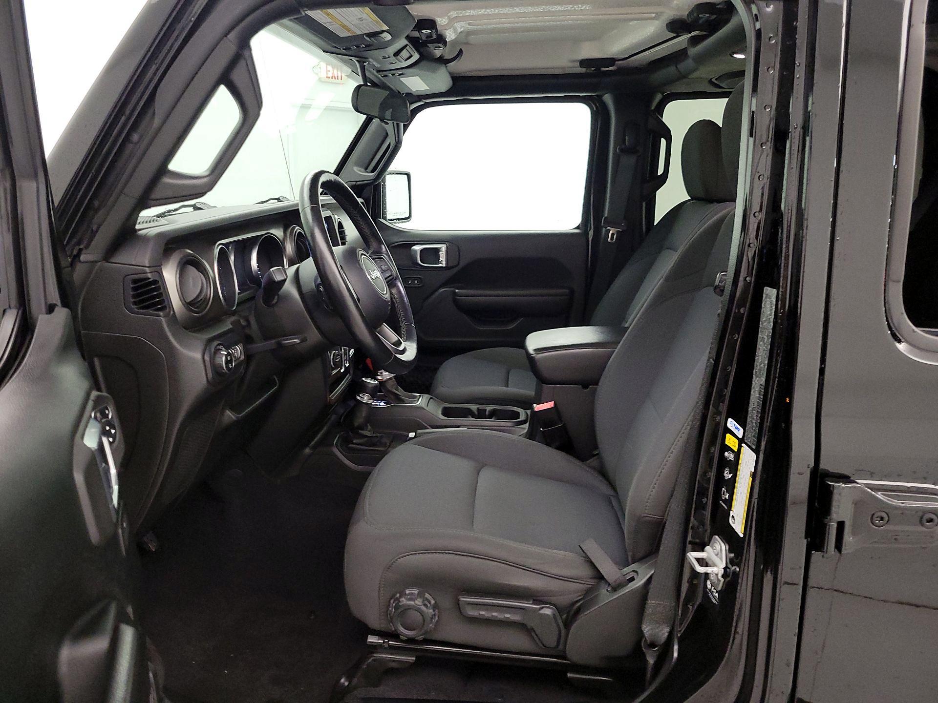 Thumbnail: 2021 Jeep Gladiator - 11