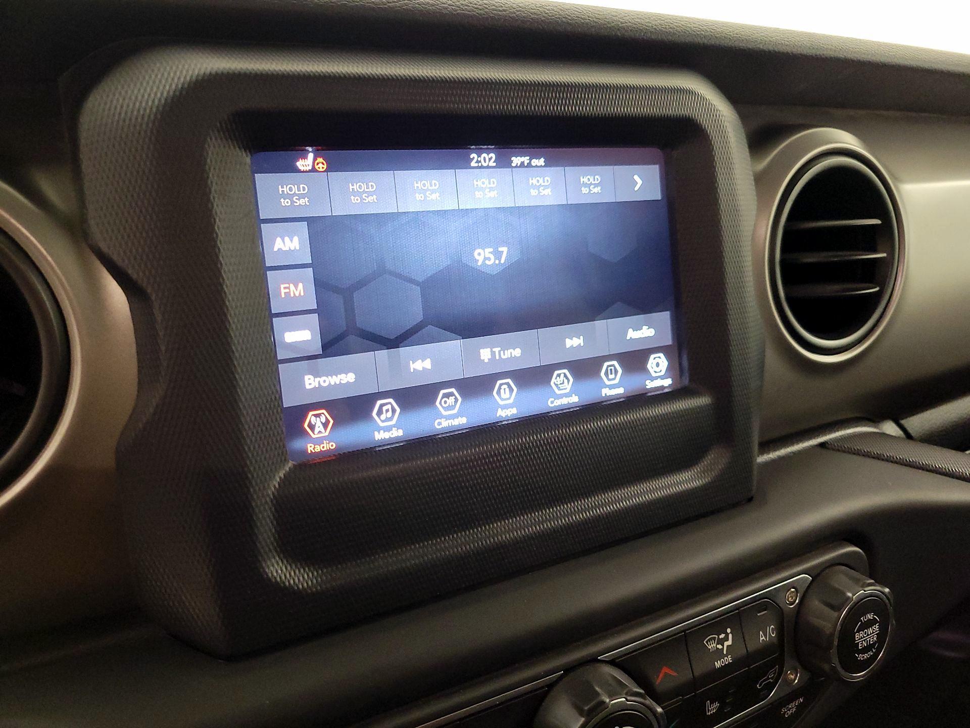 Thumbnail: 2021 Jeep Gladiator - 15