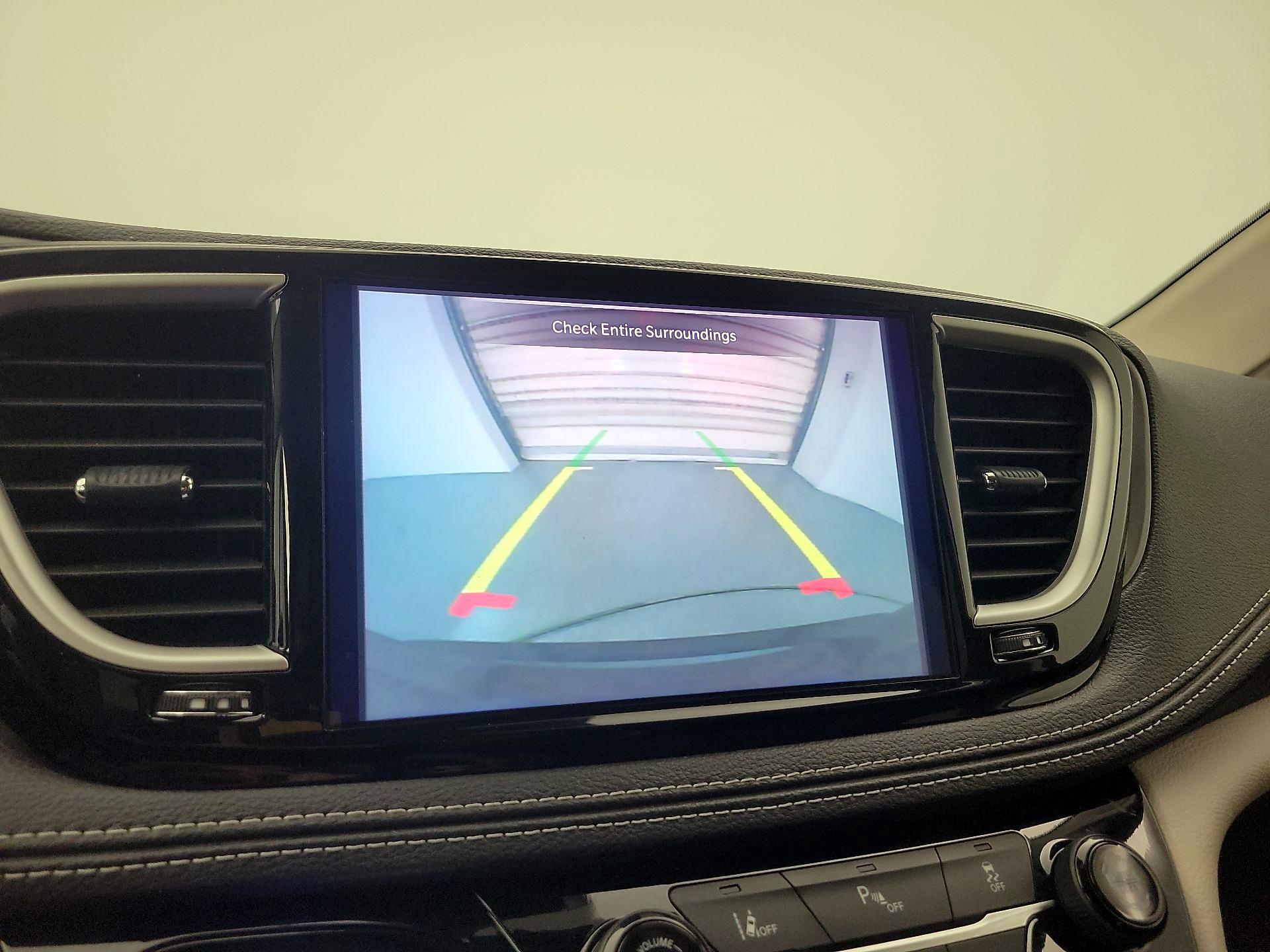 Thumbnail: 2024 Chrysler Pacifica - 15