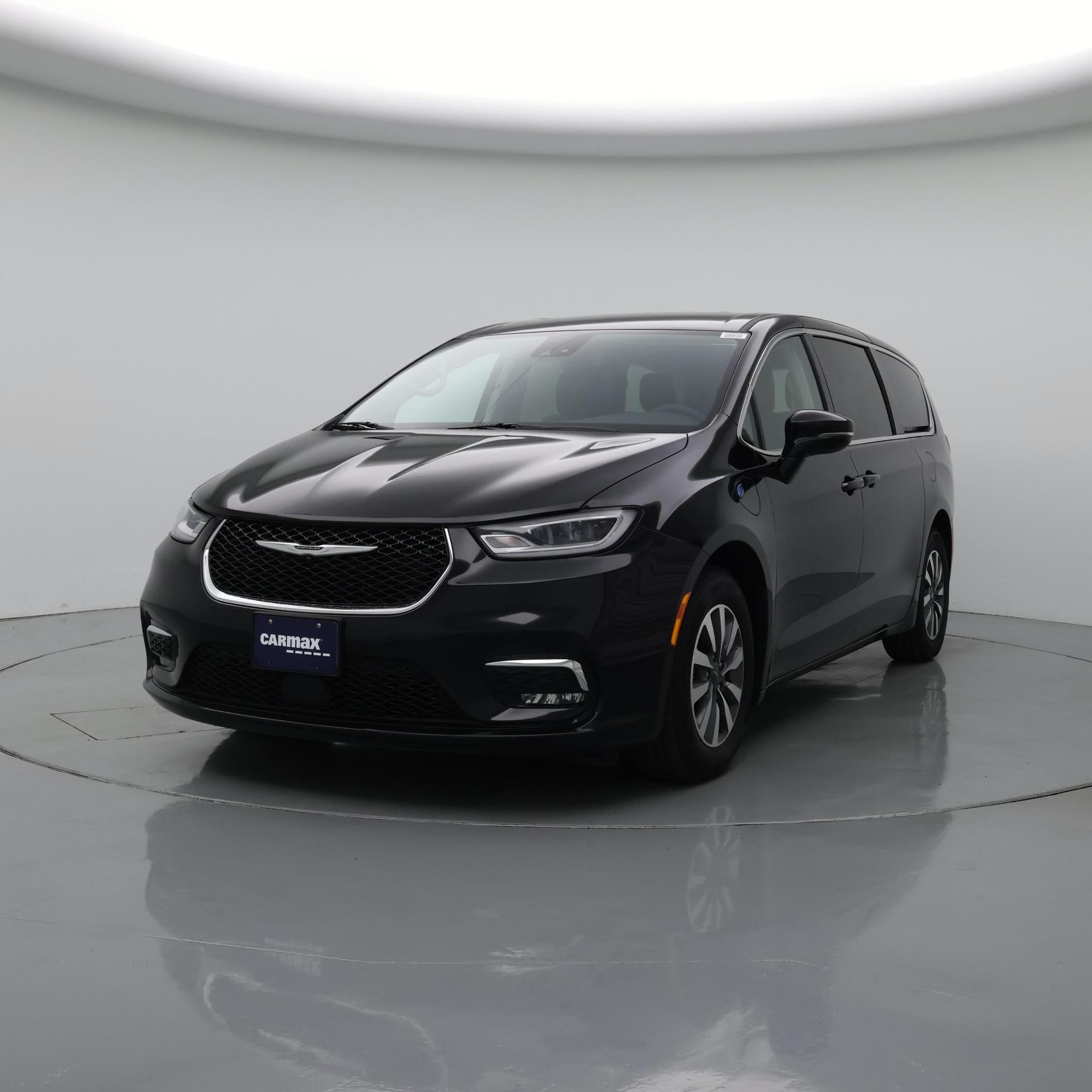 Thumbnail: 2024 Chrysler Pacifica - 4