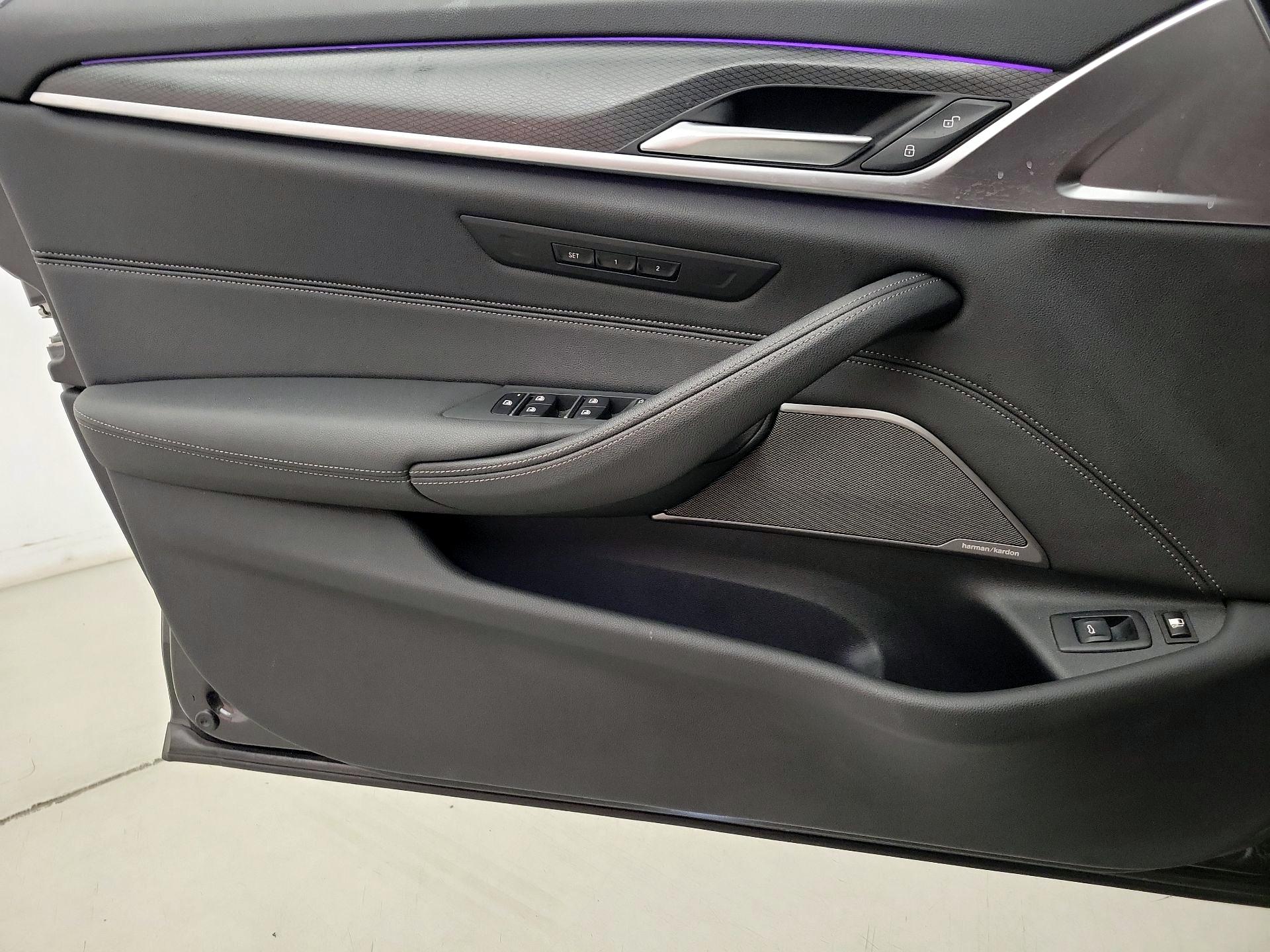 Thumbnail: 2023 BMW 5 Series - 12