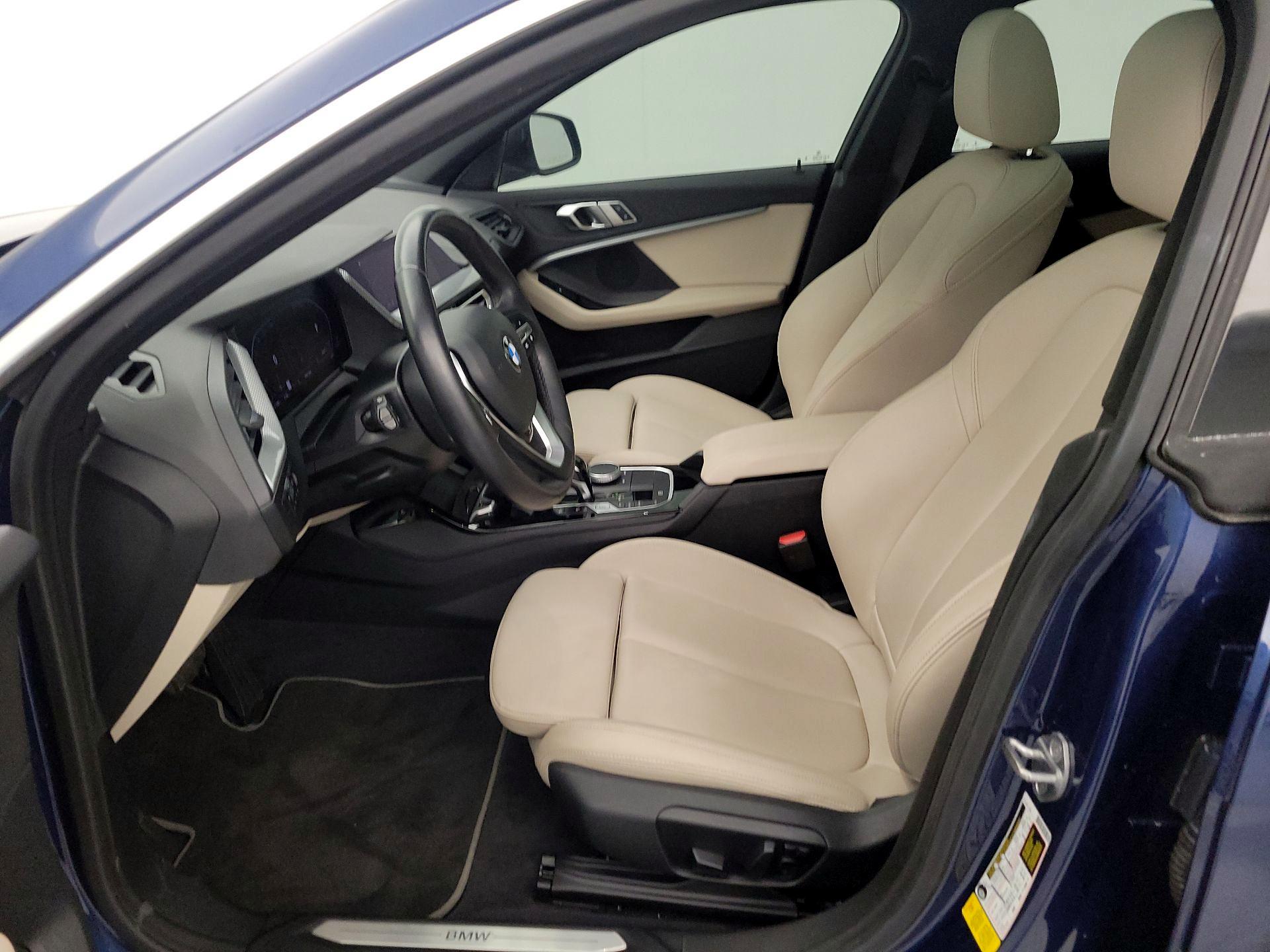 Thumbnail: 2023 BMW 2 Series - 11