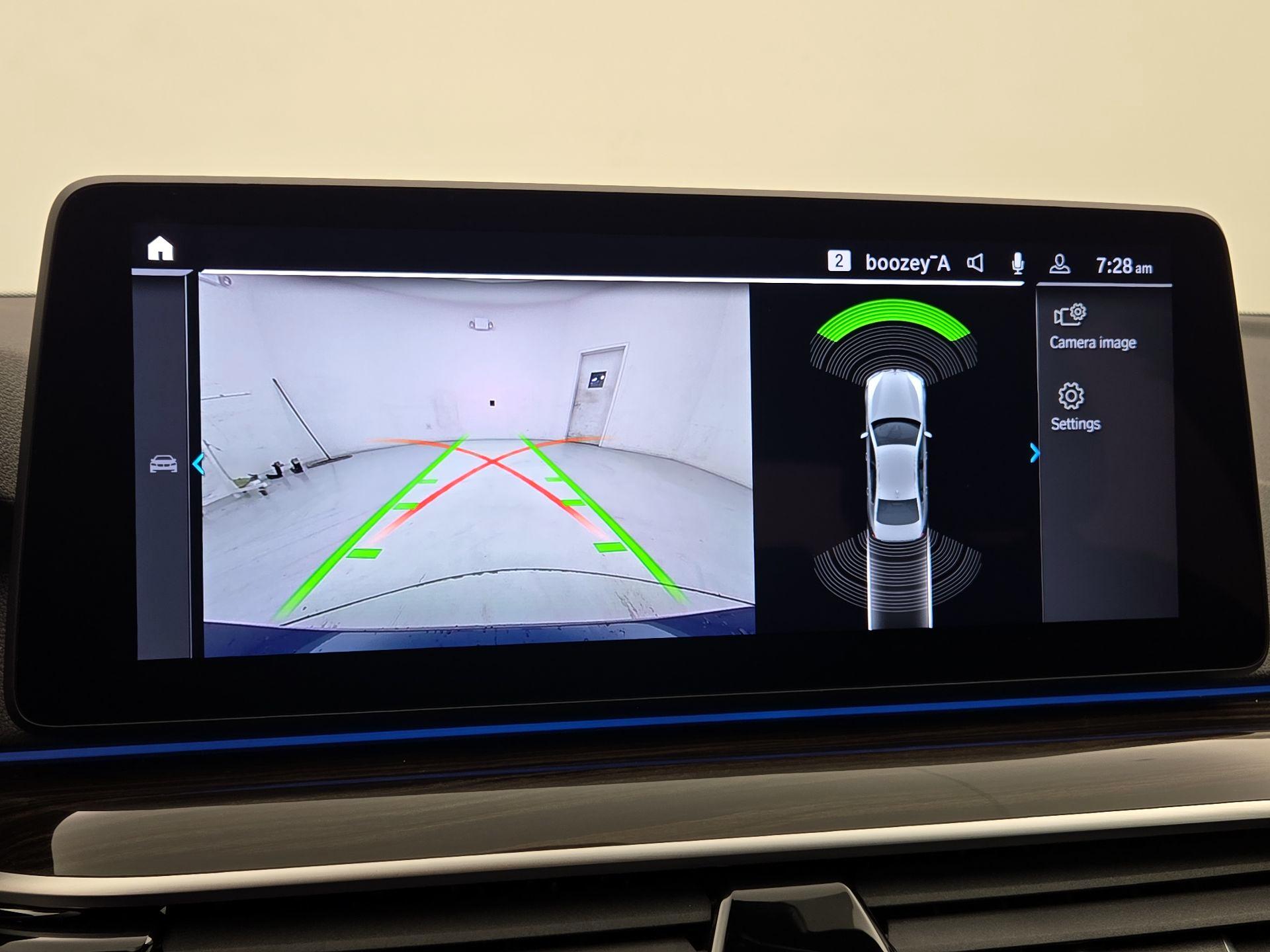 Thumbnail: 2023 BMW 5 Series - 15