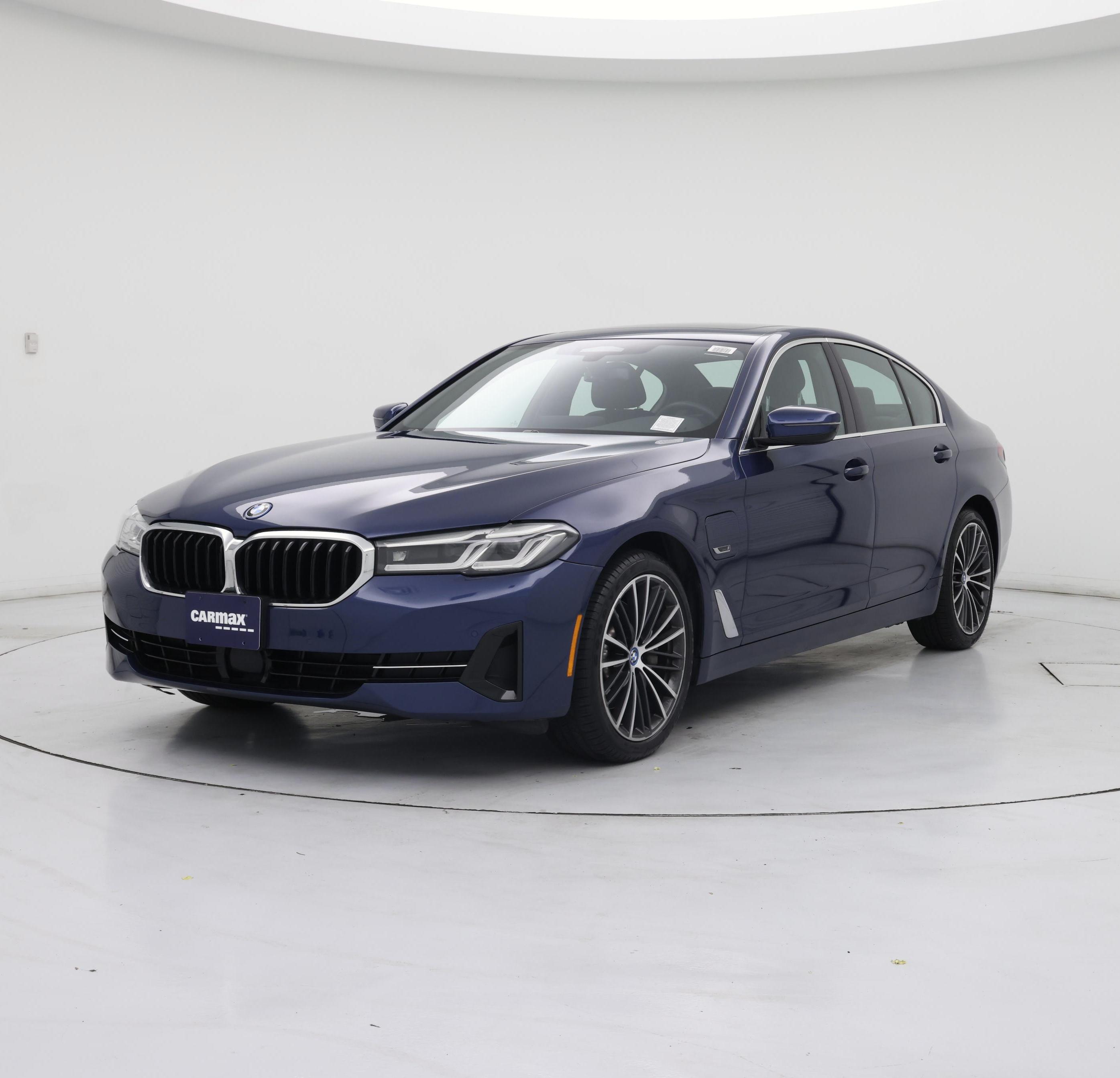 Thumbnail: 2023 BMW 5 Series - 4