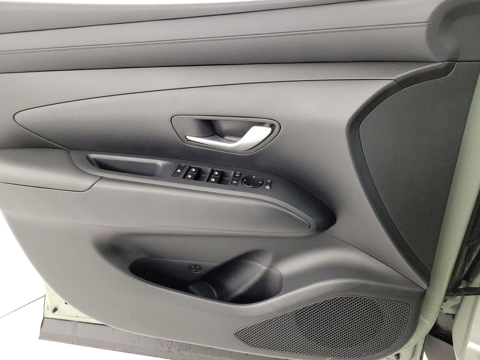 Thumbnail: 2025 Hyundai Santa Cruz - 12