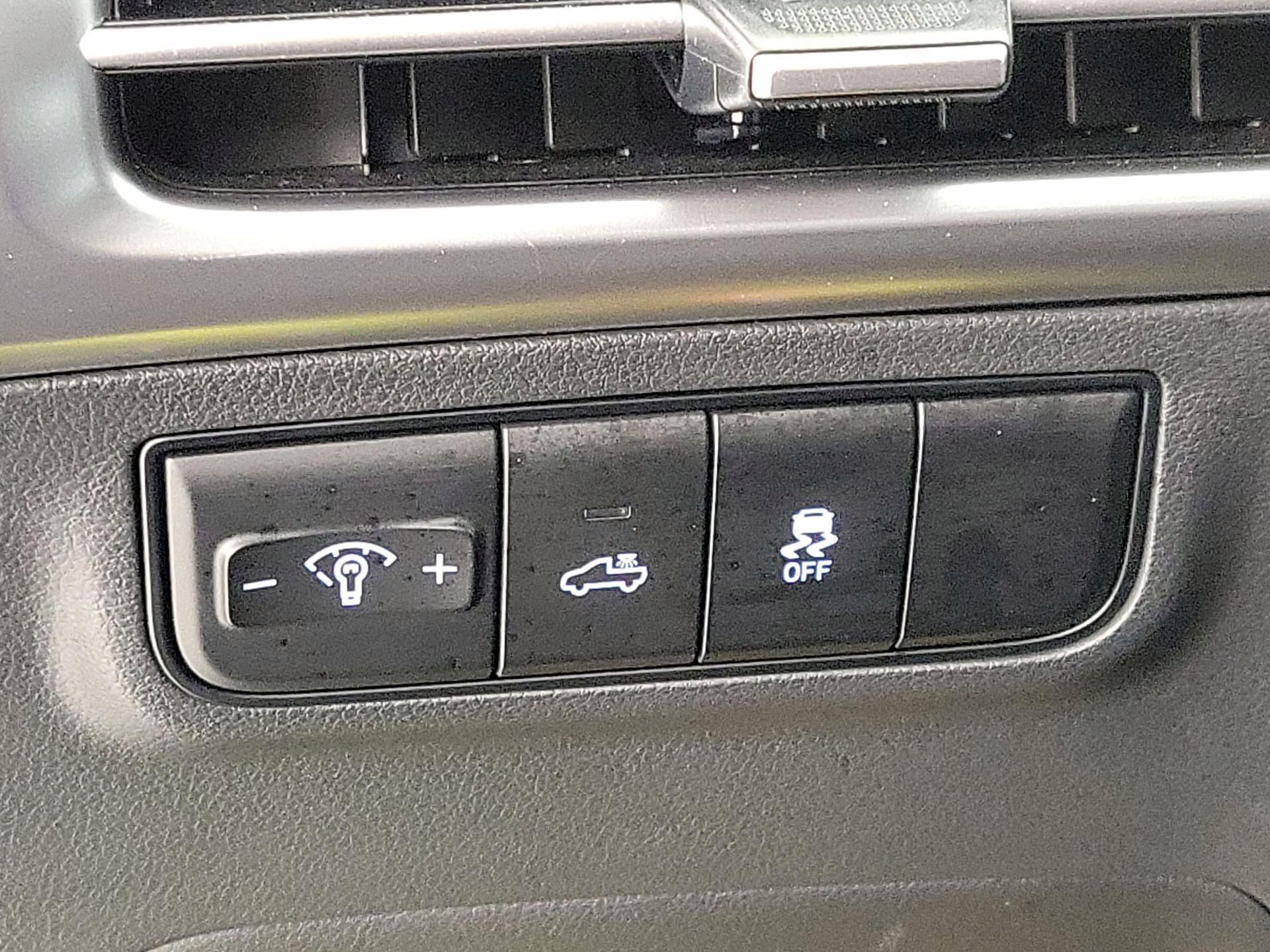 Thumbnail: 2025 Hyundai Santa Cruz - 13