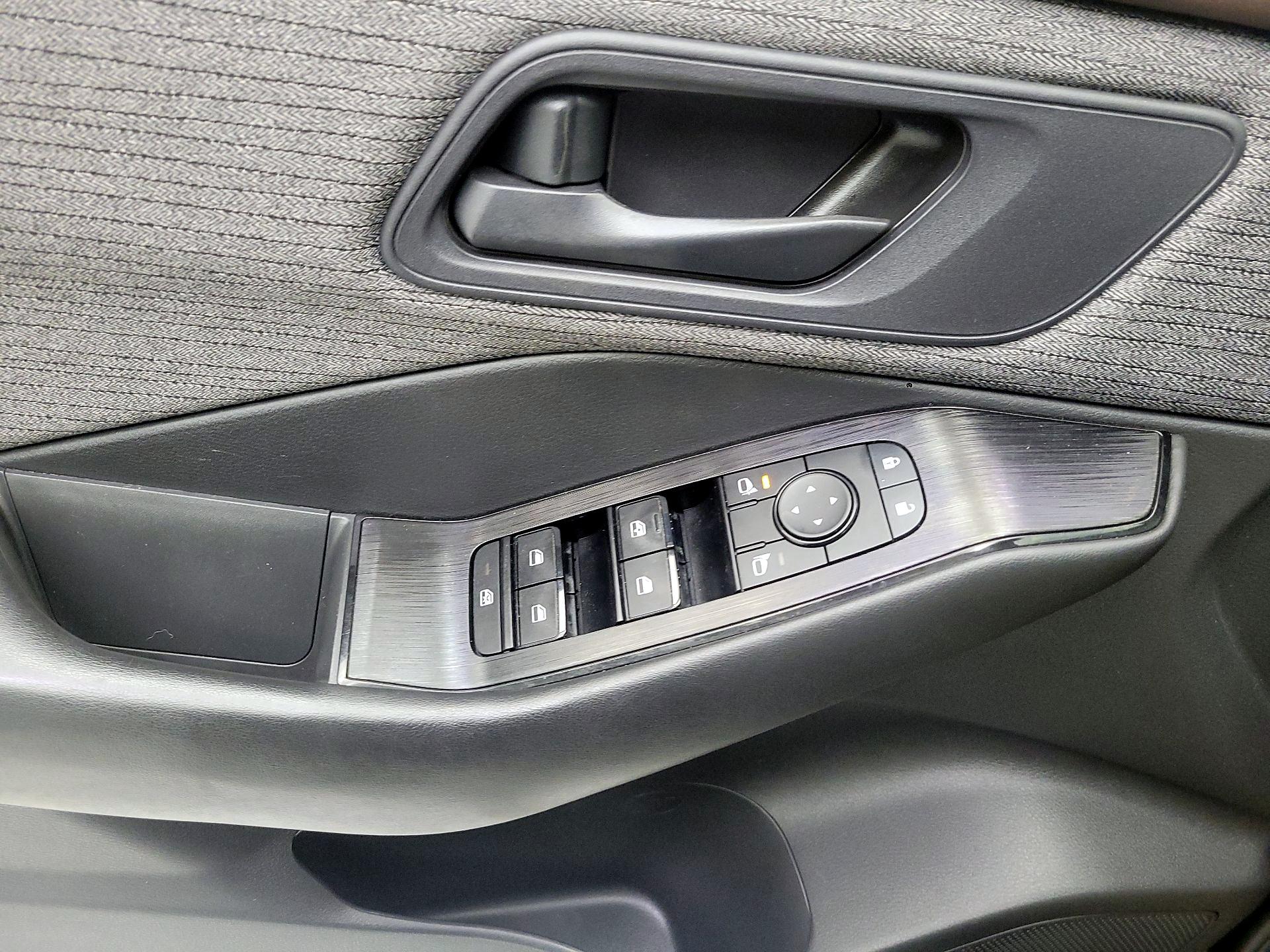 Thumbnail: 2023 Nissan Rogue - 10