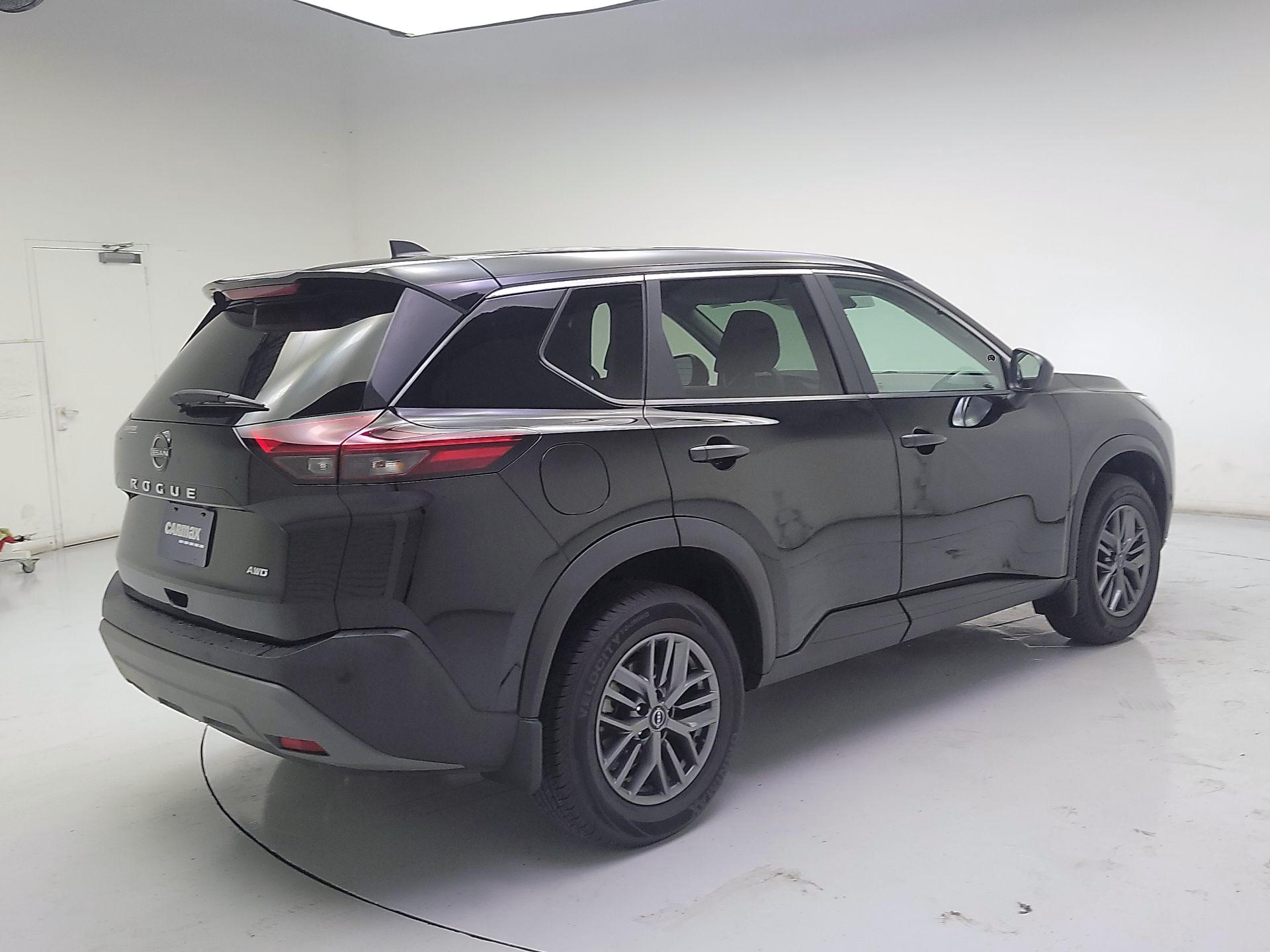 Thumbnail: 2023 Nissan Rogue - 5