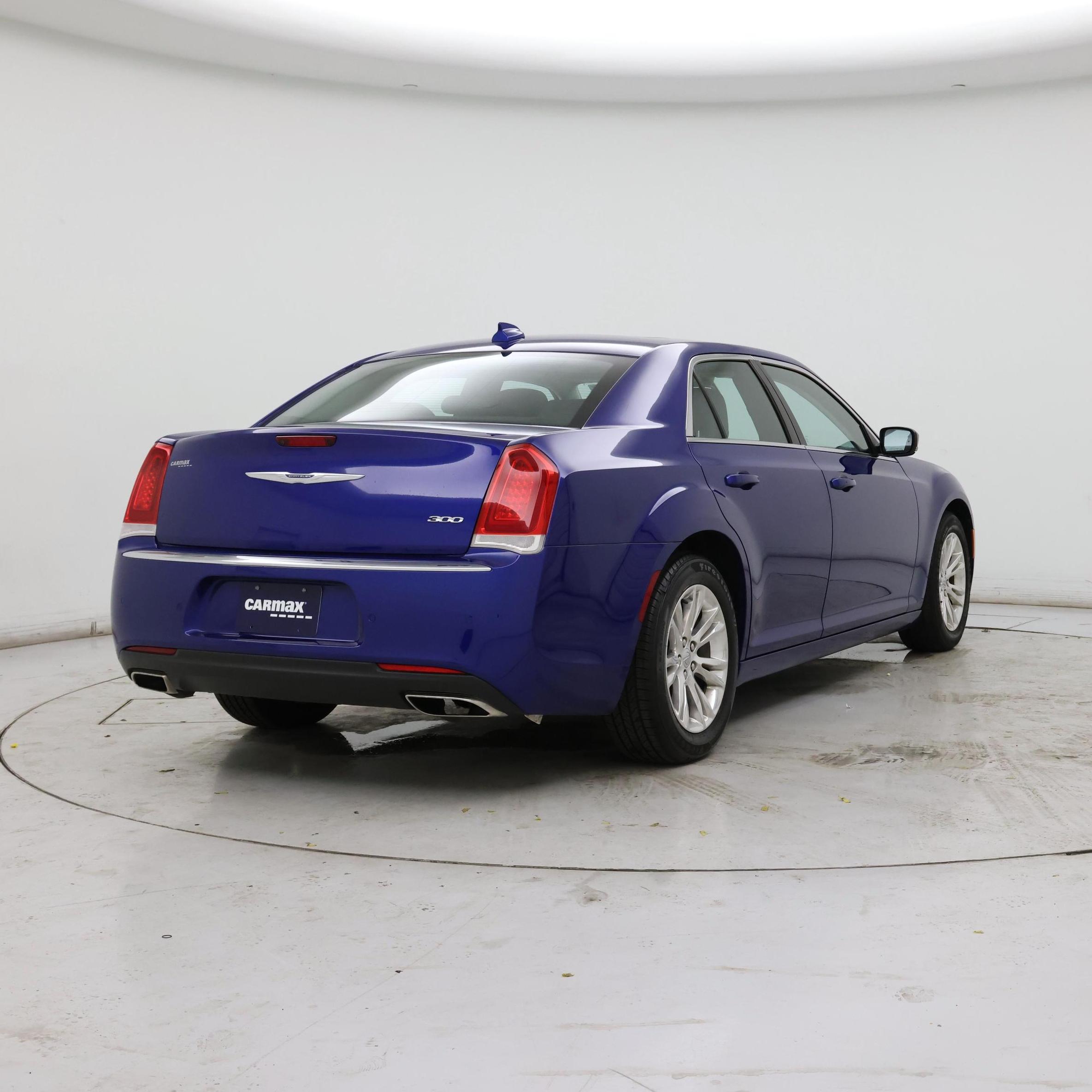 Thumbnail: 2021 Chrysler 300 - 8