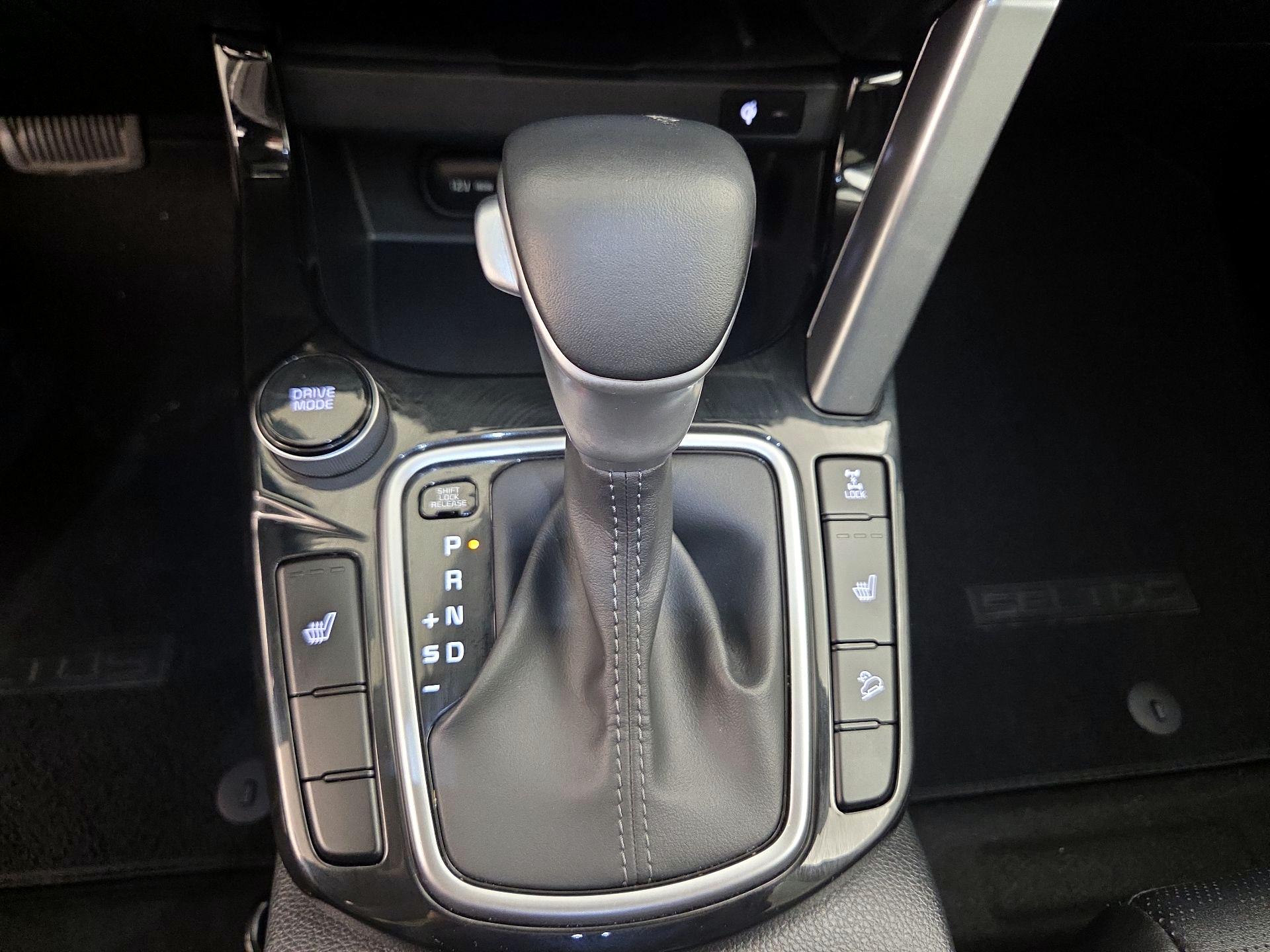 Thumbnail: 2023 Kia Seltos - 18