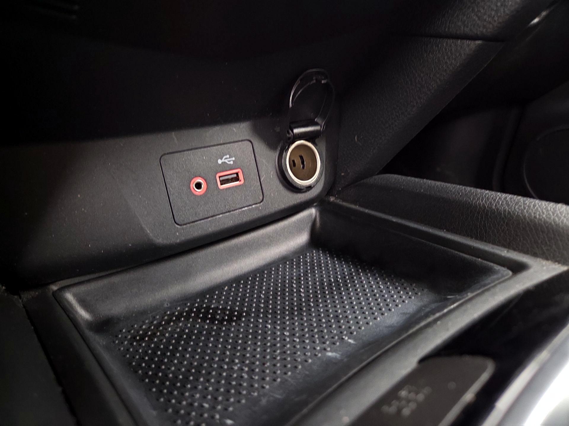 Thumbnail: 2019 Nissan Rogue - 16