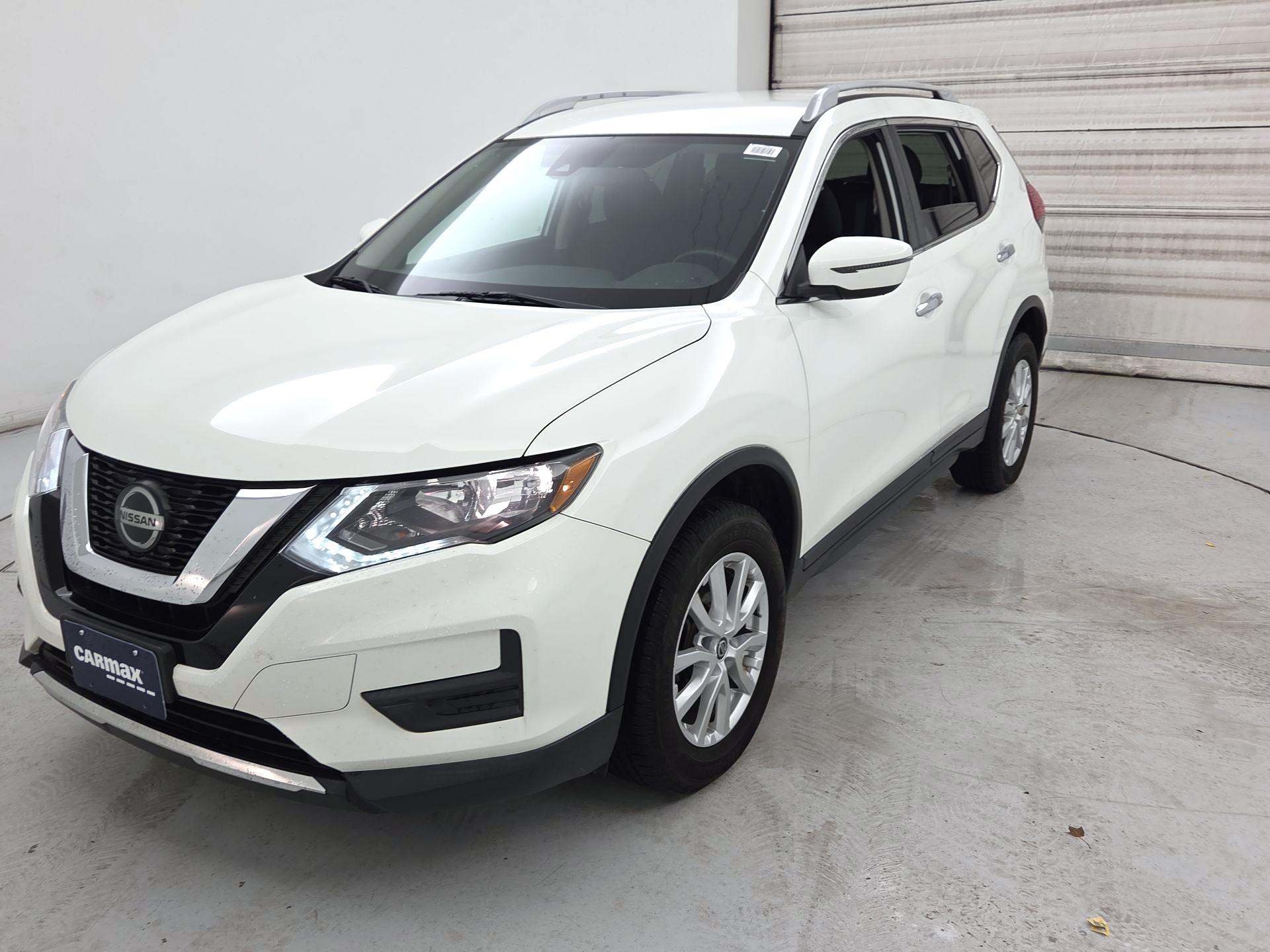 Thumbnail: 2019 Nissan Rogue - 3
