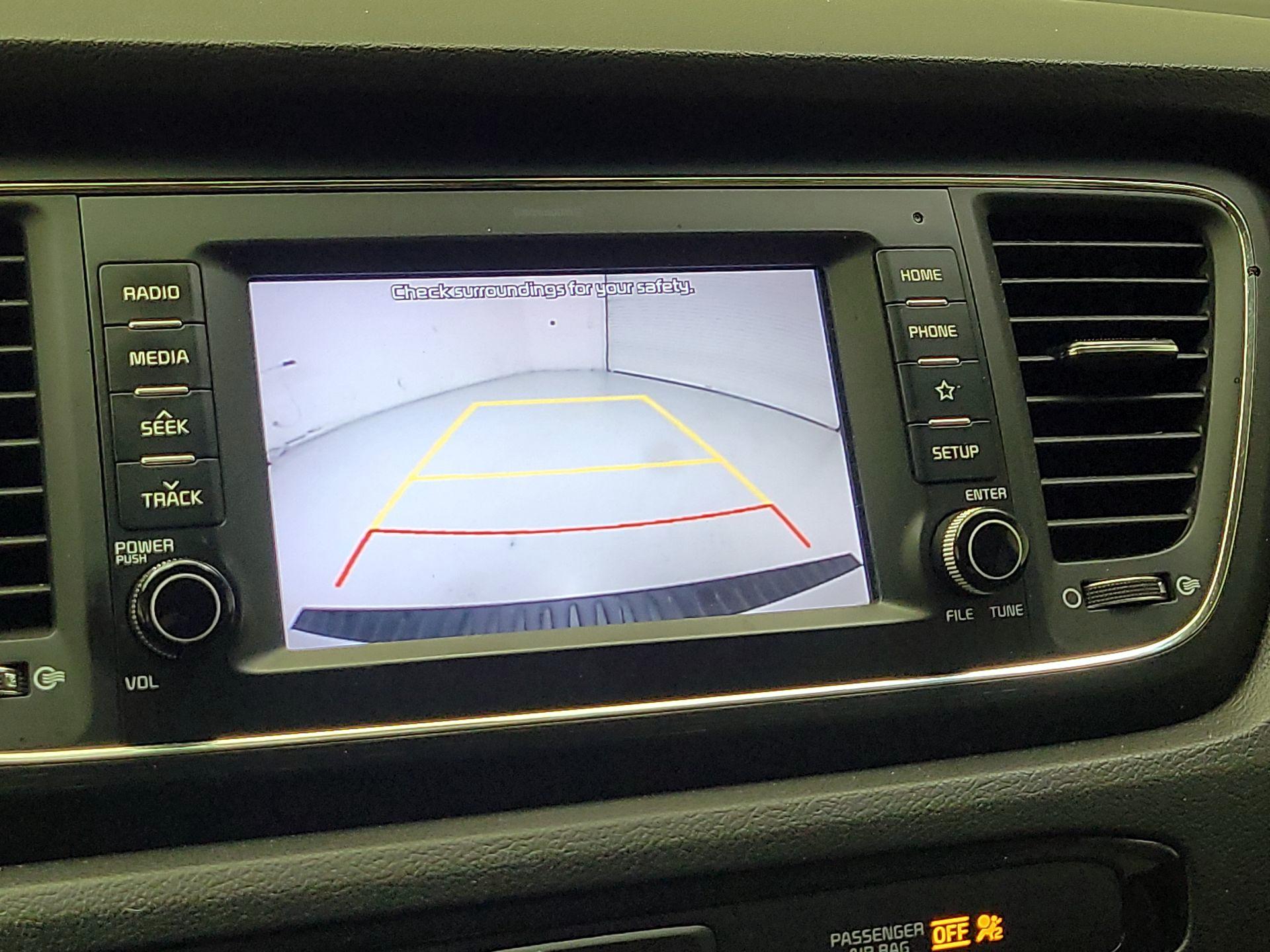 Thumbnail: 2019 Kia Sedona - 12