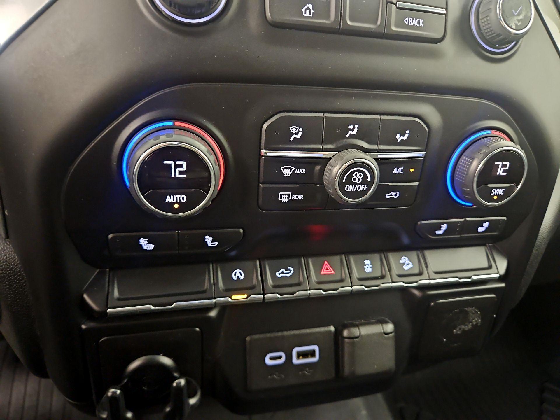 Thumbnail: 2021 Chevrolet Silverado 1500 - 16
