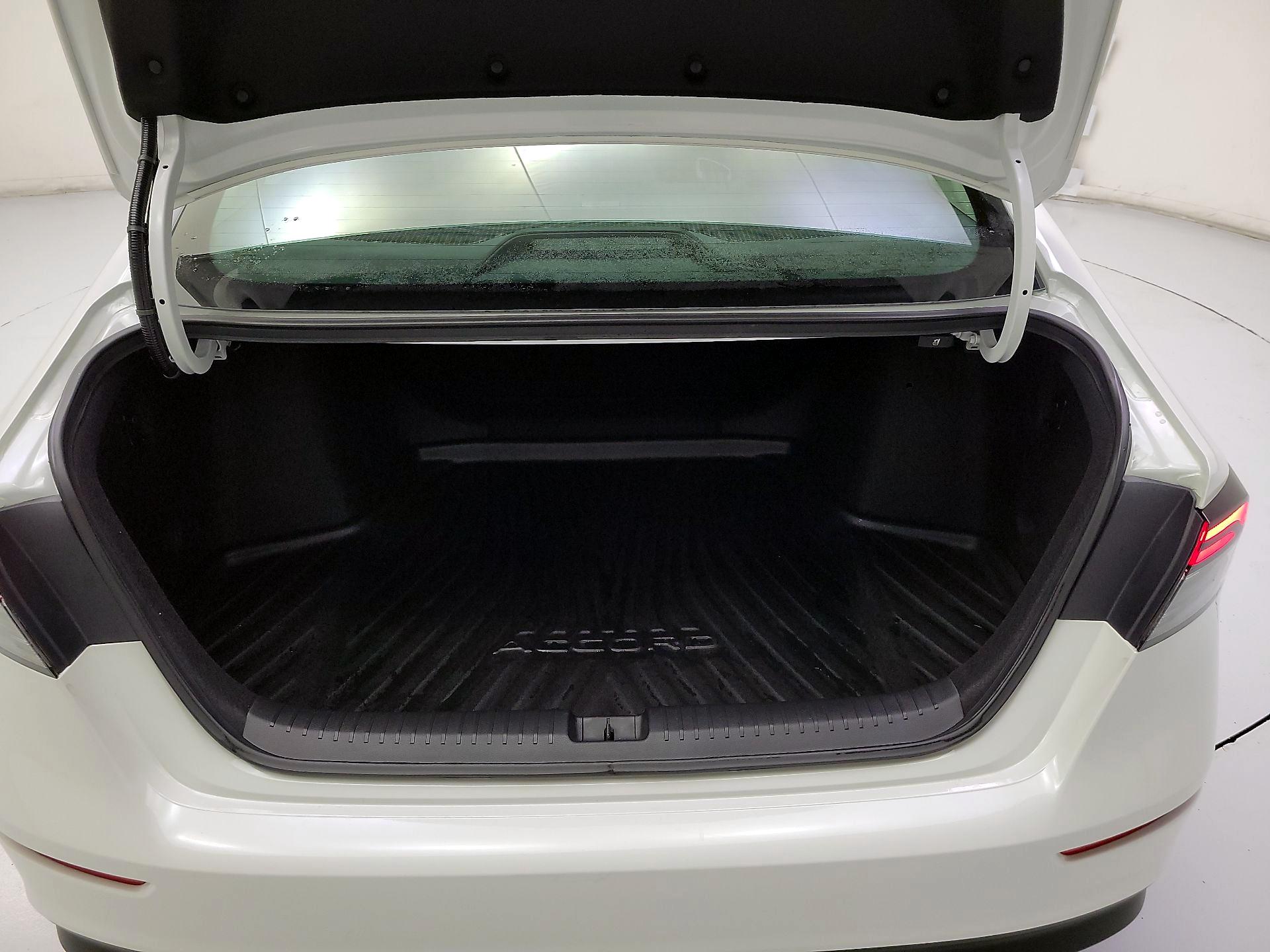 Thumbnail: 2025 Honda Accord - 18