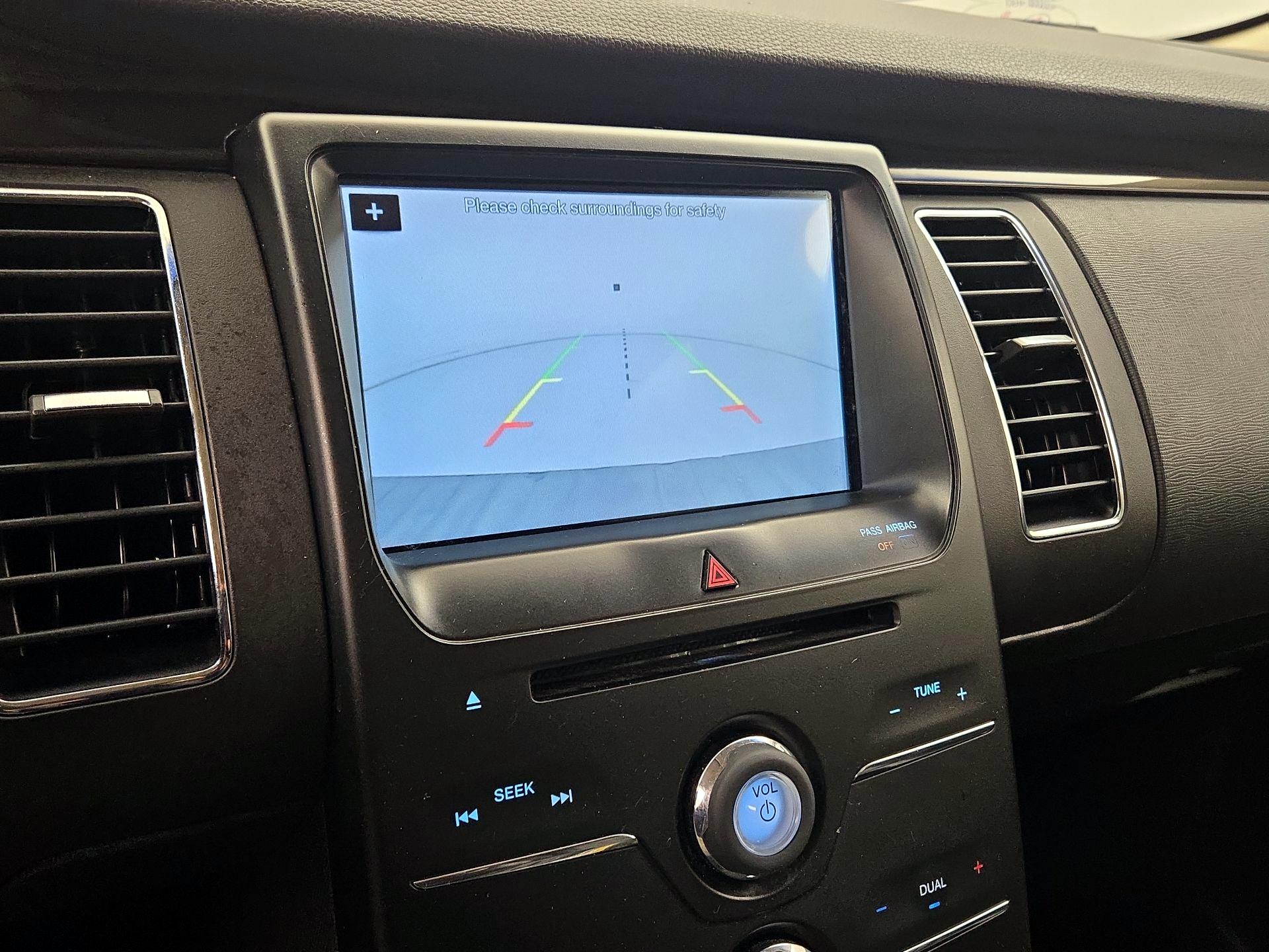 Thumbnail: 2016 Ford Flex - 15