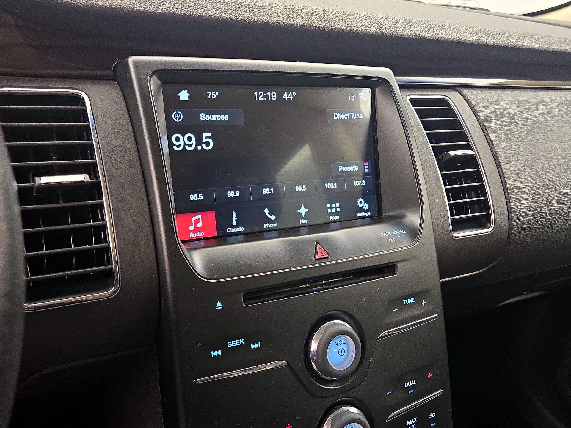 Thumbnail: 2016 Ford Flex - 16