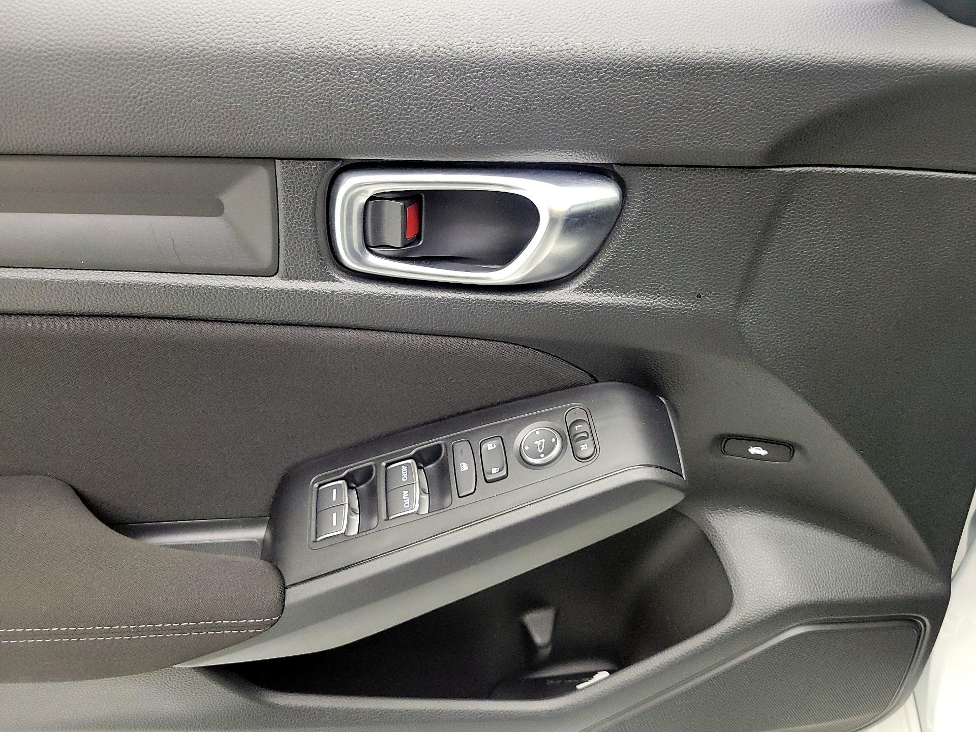 Thumbnail: 2025 Honda Civic - 10