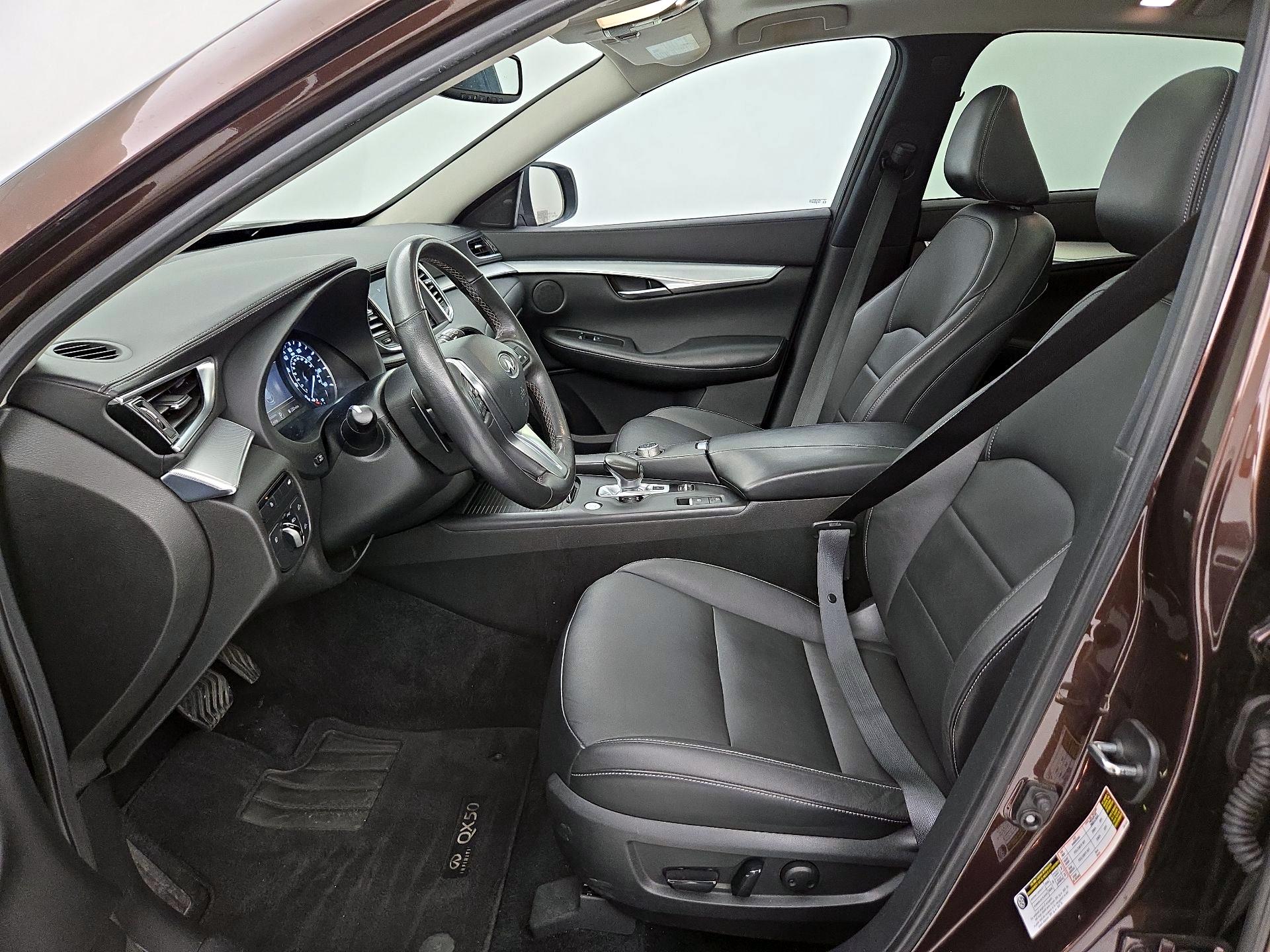 Thumbnail: 2020 INFINITI QX50 - 11