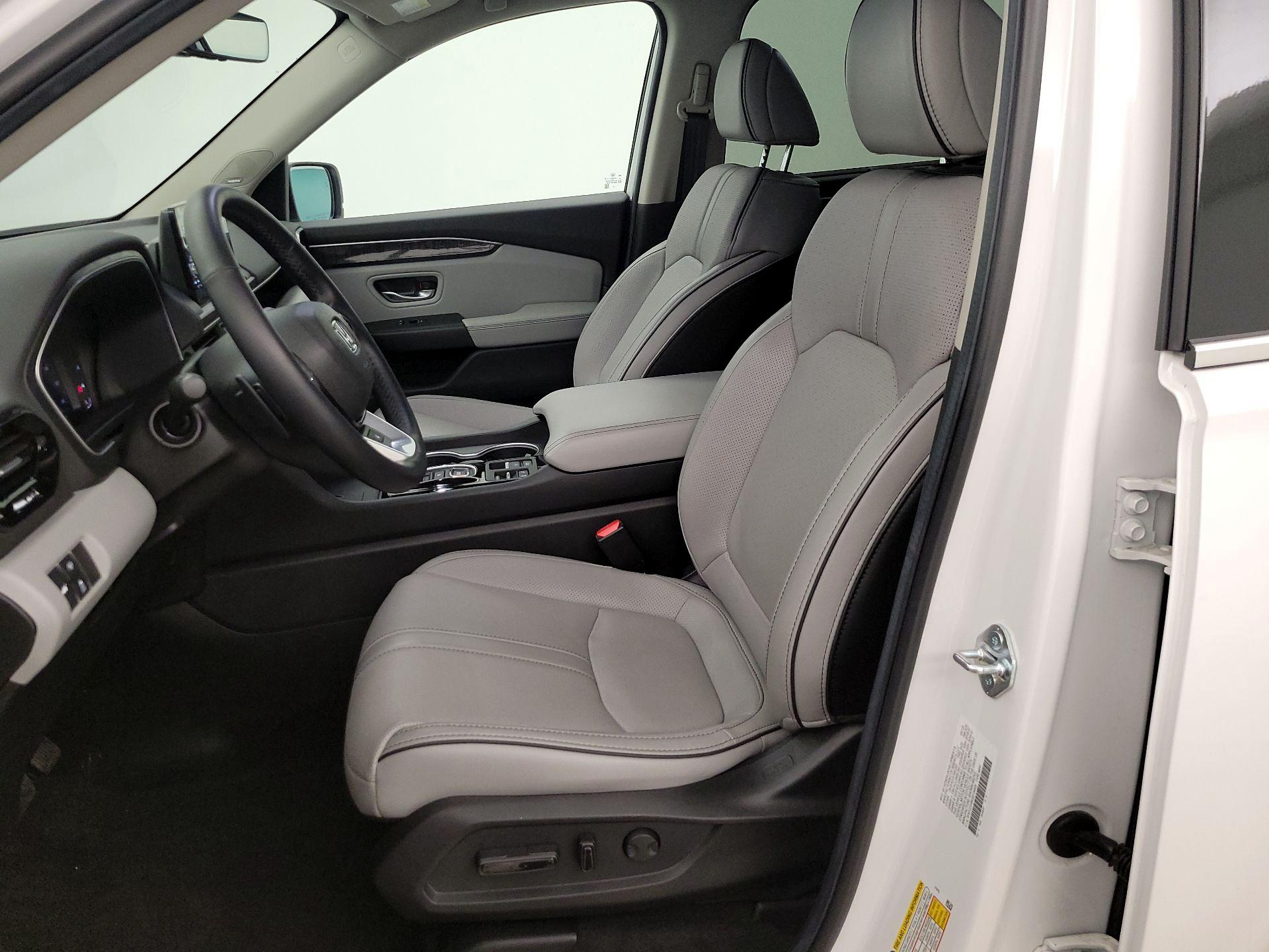 Thumbnail: 2025 Honda Pilot - 11