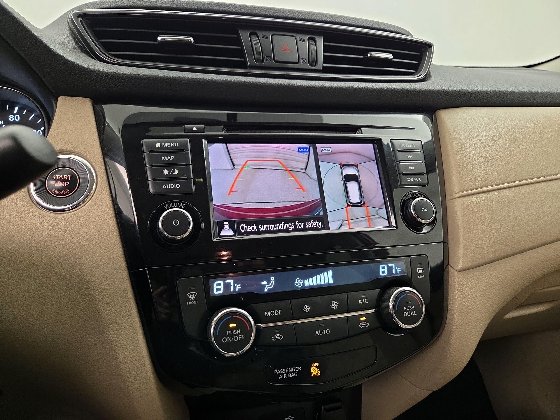 Thumbnail: 2018 Nissan Rogue - 13