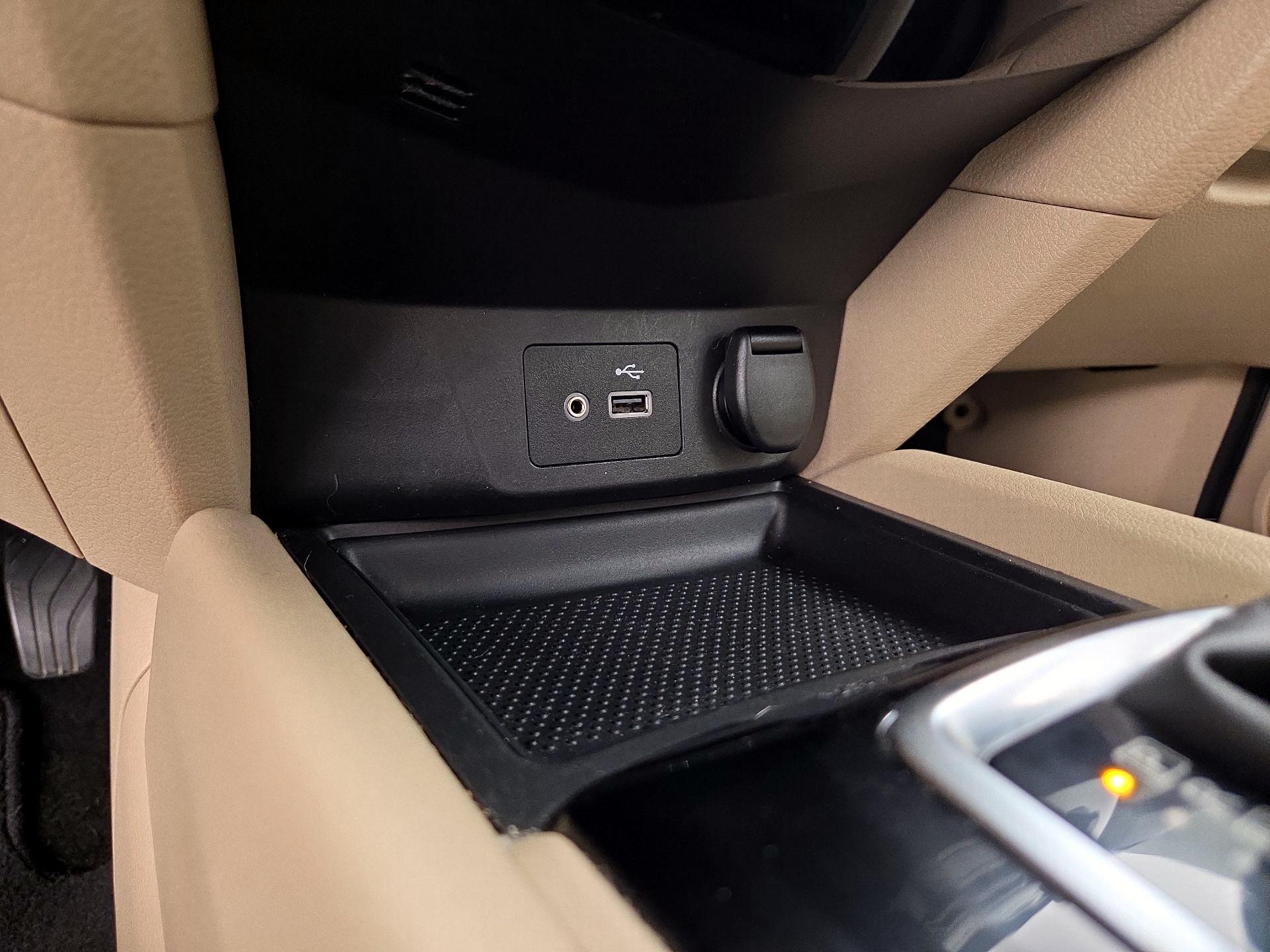 Thumbnail: 2018 Nissan Rogue - 17