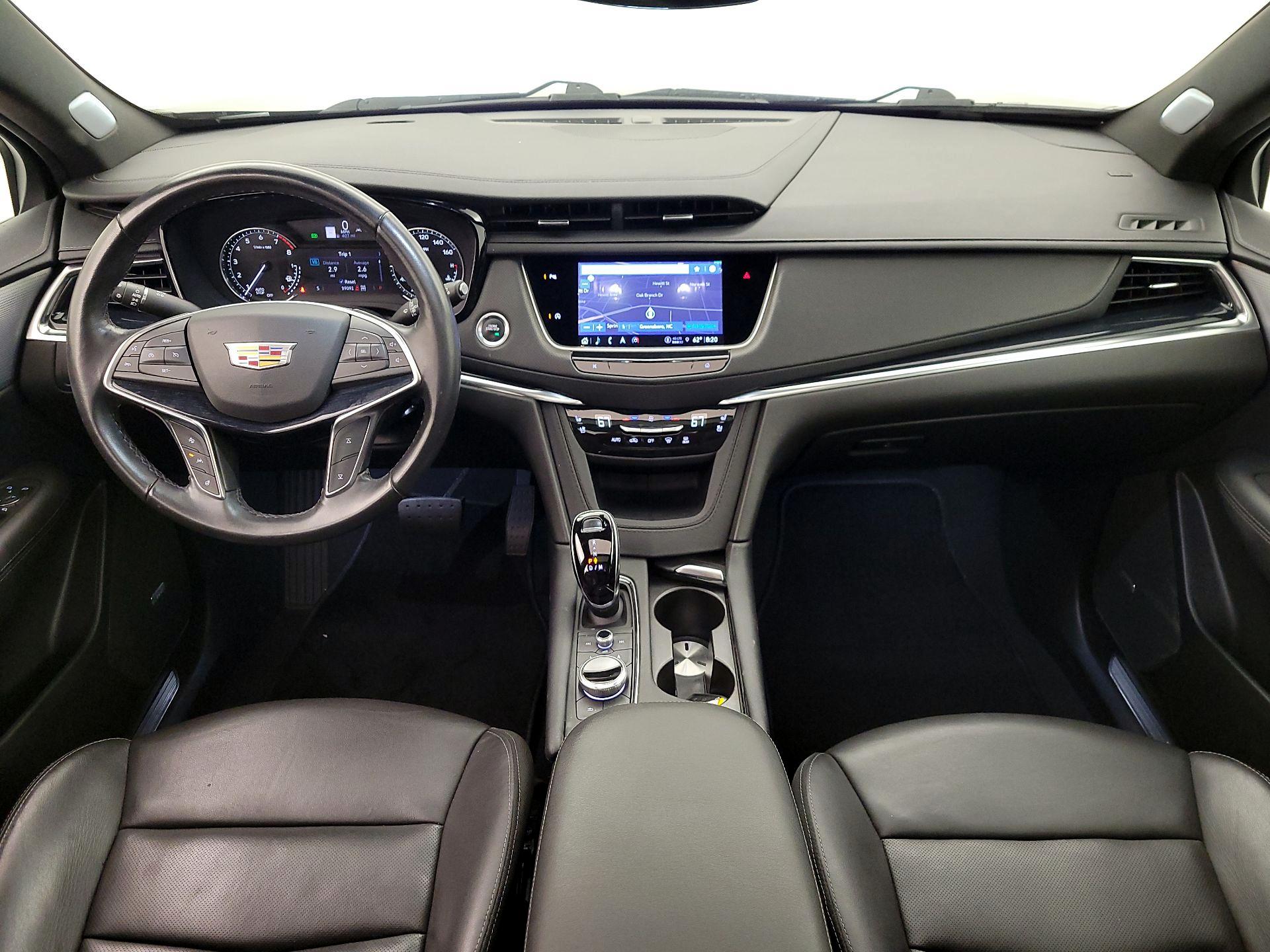 Thumbnail: 2024 Cadillac XT5 - 9