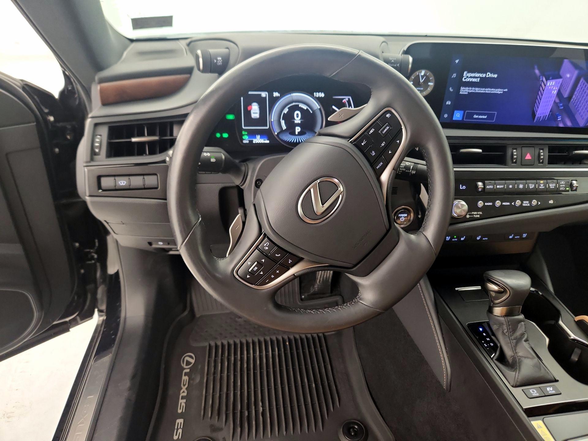 Thumbnail: 2025 Lexus ES - 10