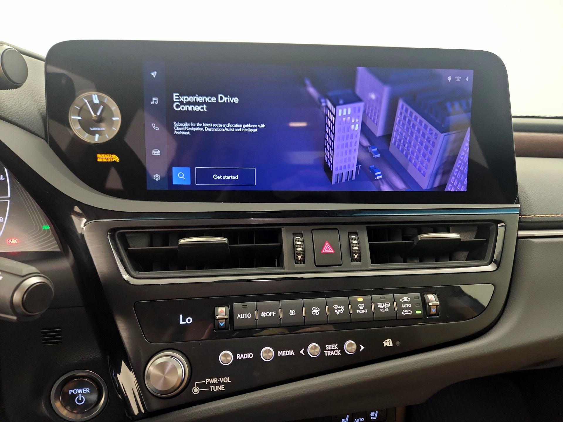 Thumbnail: 2025 Lexus ES - 18