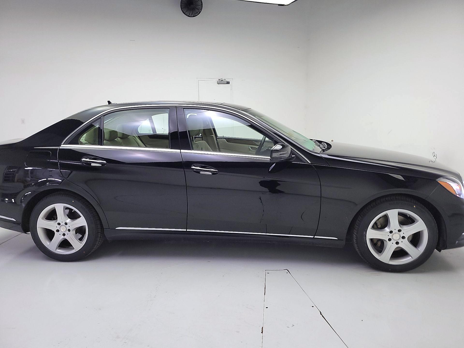 Thumbnail: 2016 Mercedes-Benz E-Class - 4