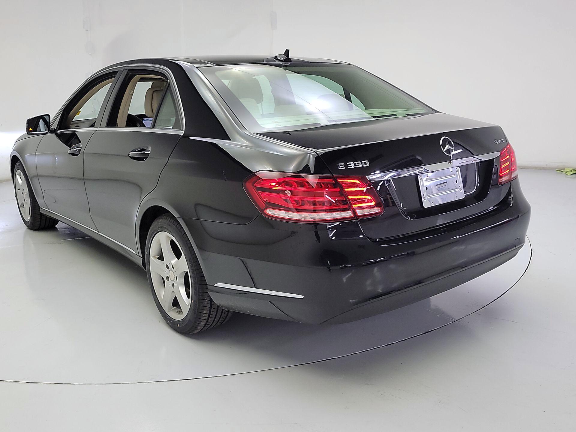 Thumbnail: 2016 Mercedes-Benz E-Class - 7