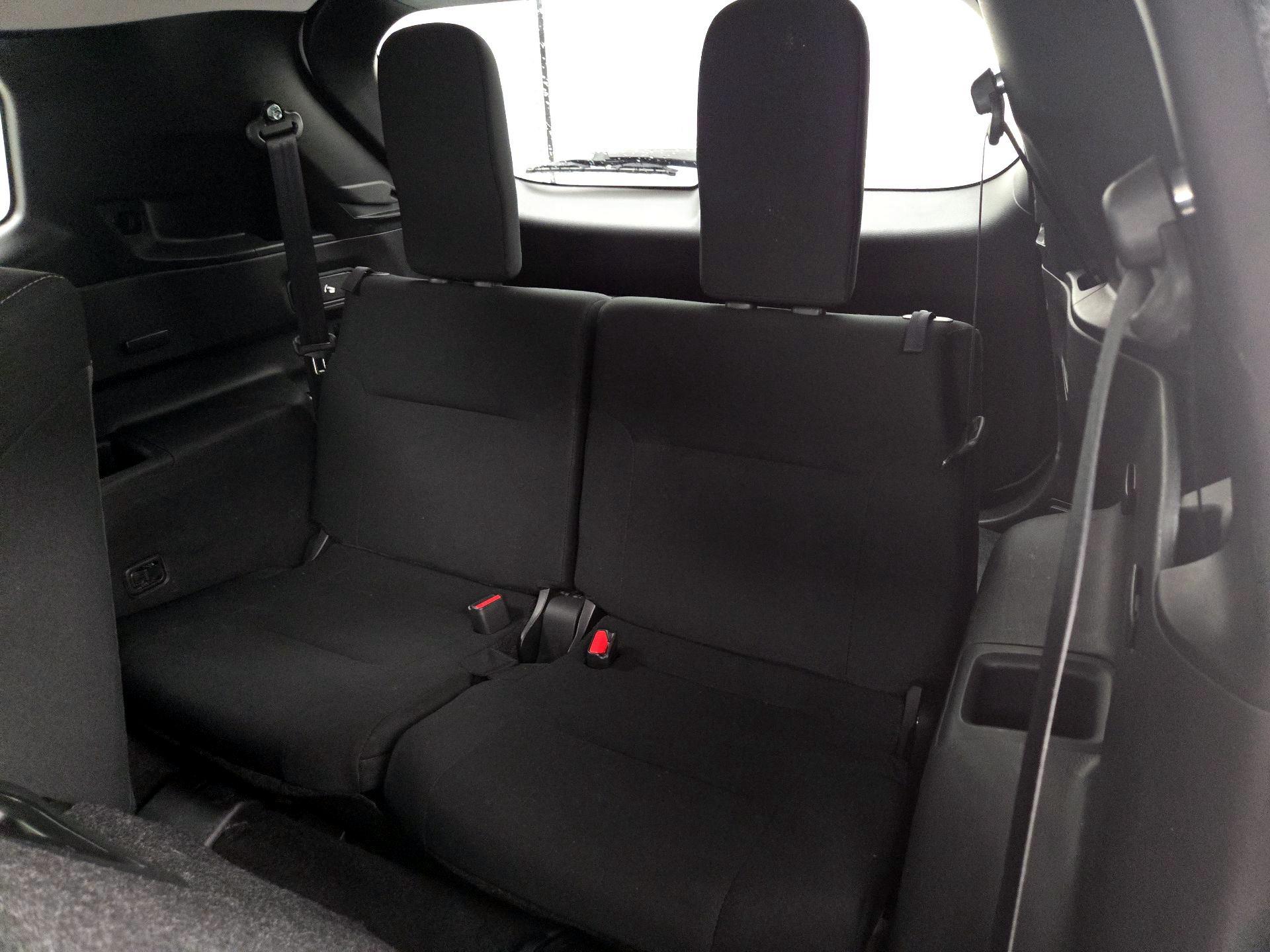 Thumbnail: 2022 Mitsubishi Outlander - 20