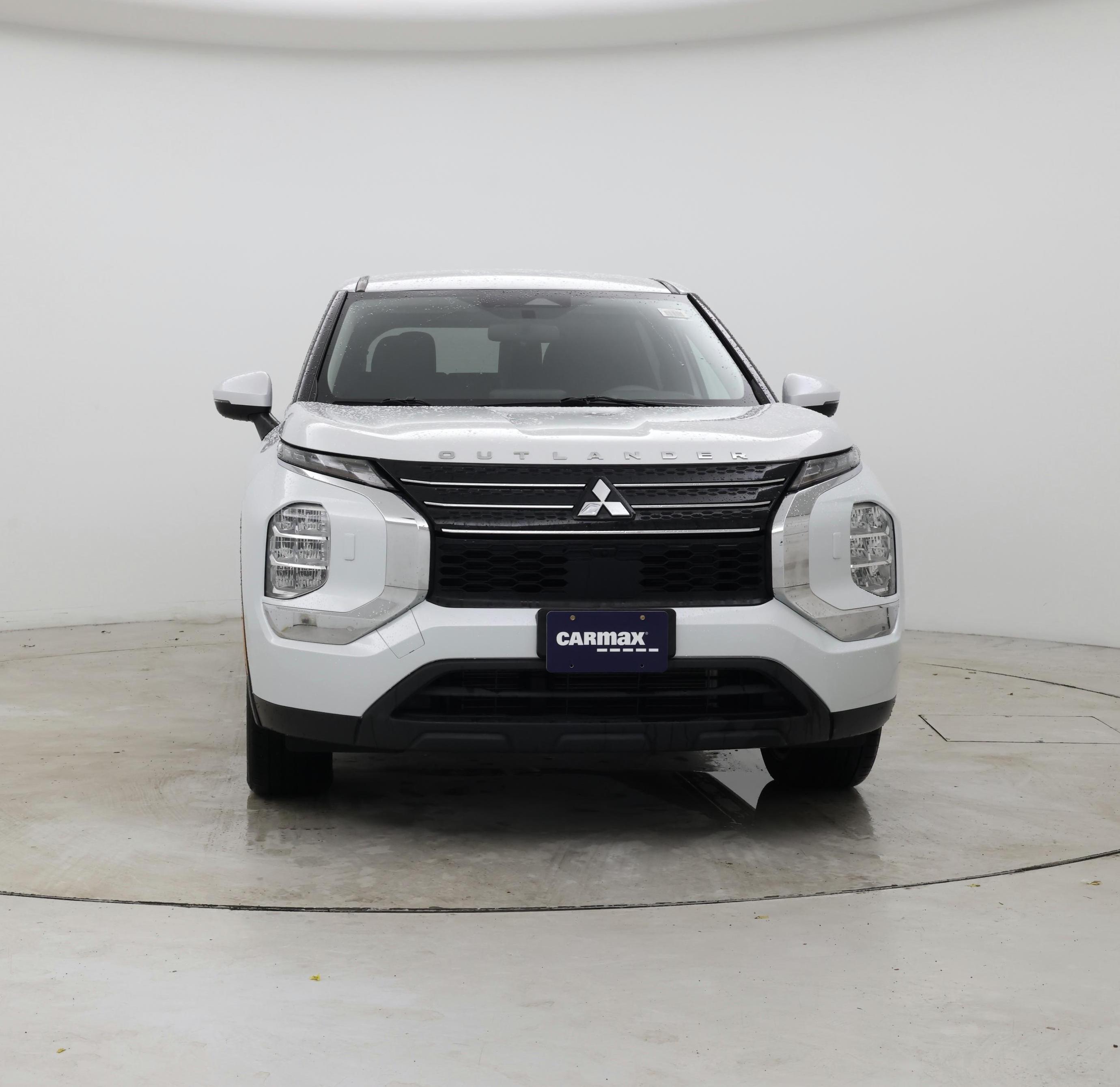 Thumbnail: 2022 Mitsubishi Outlander - 5